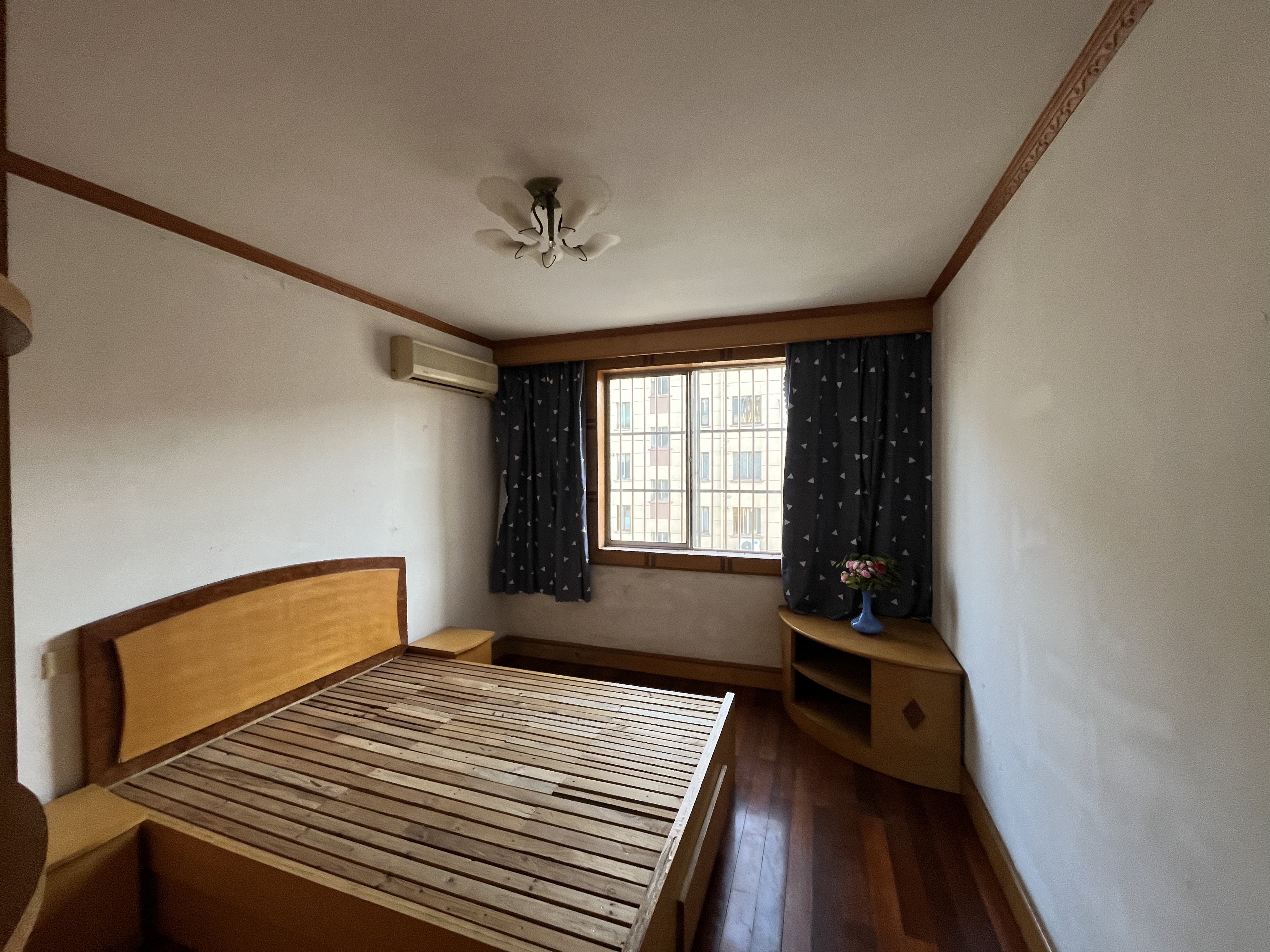 曙光社区 2室1厅1卫 73.18m²