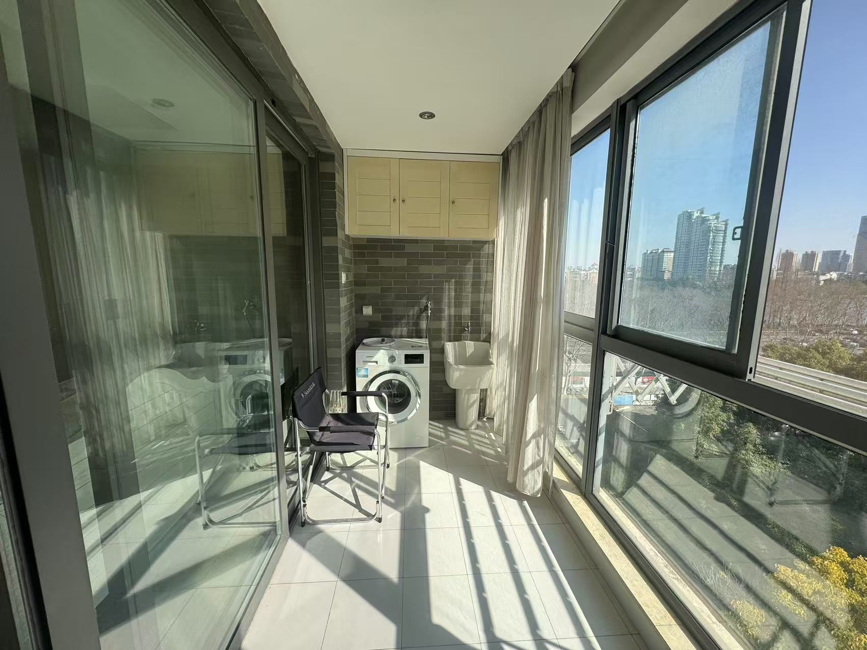 江海名苑南区 3室2厅2卫 168m&sup2;