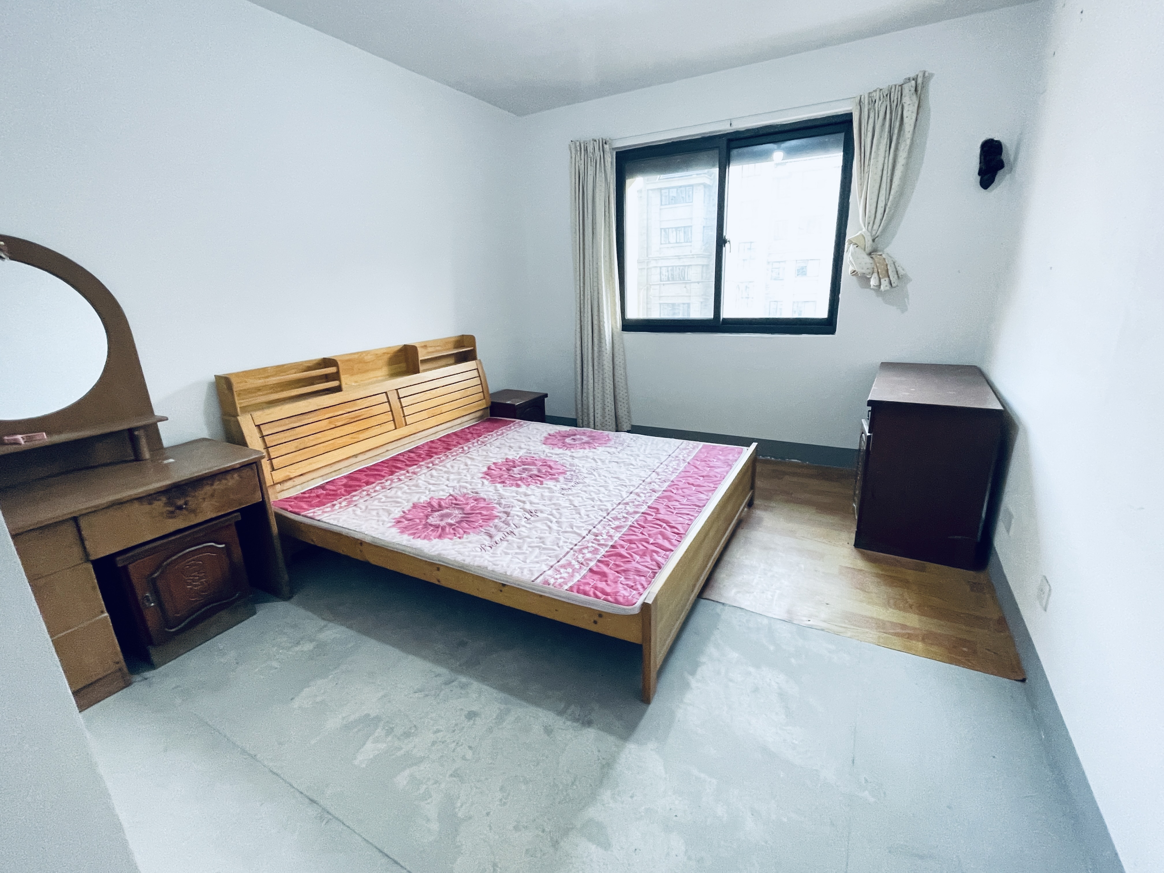 园林佳苑 3室2厅2卫 115m&sup2;