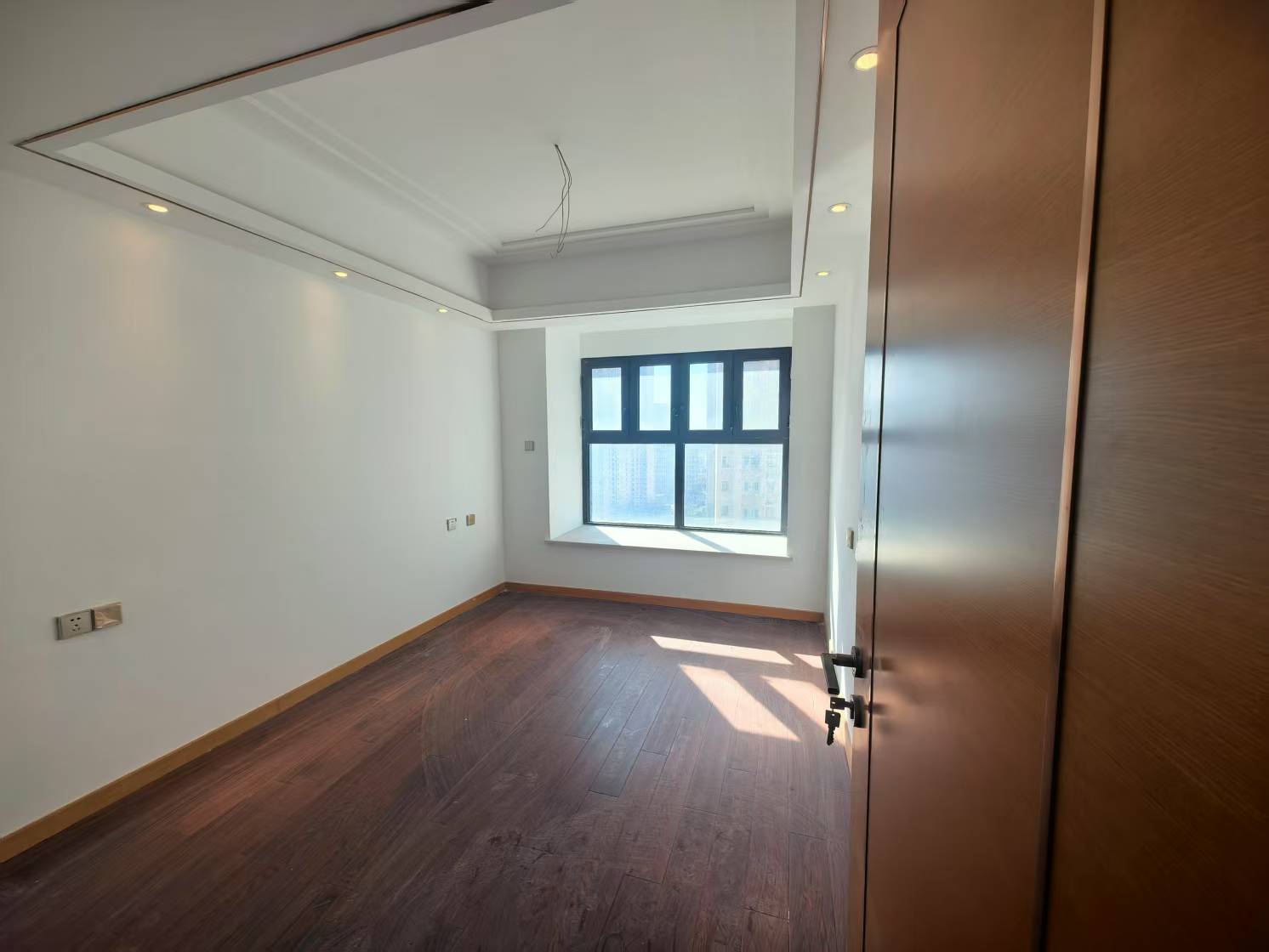 中南世纪花城三期 3室2厅1卫 101.33m&sup2;