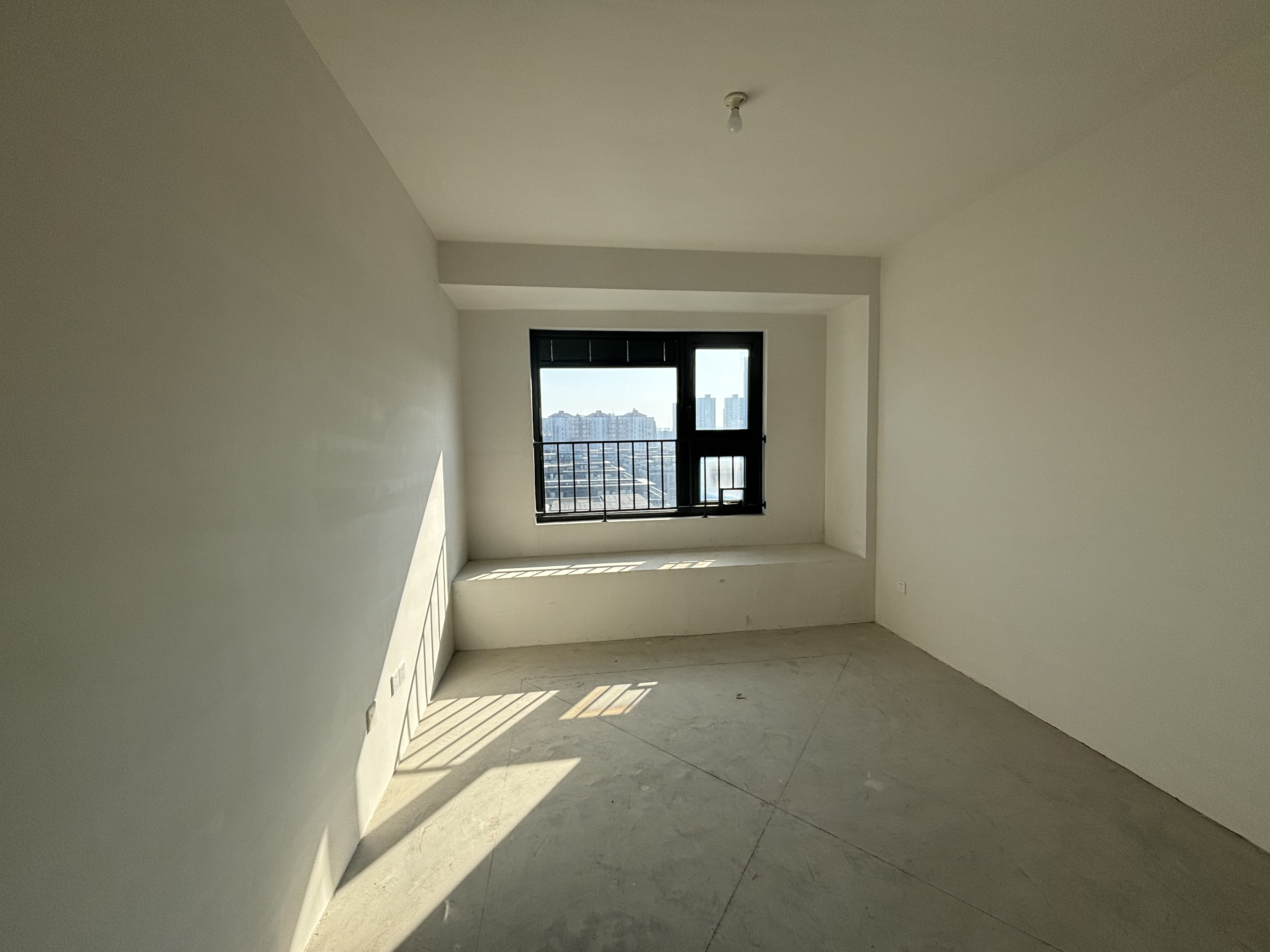 绿城湖境和庐 3室2厅2卫 102m&sup2;