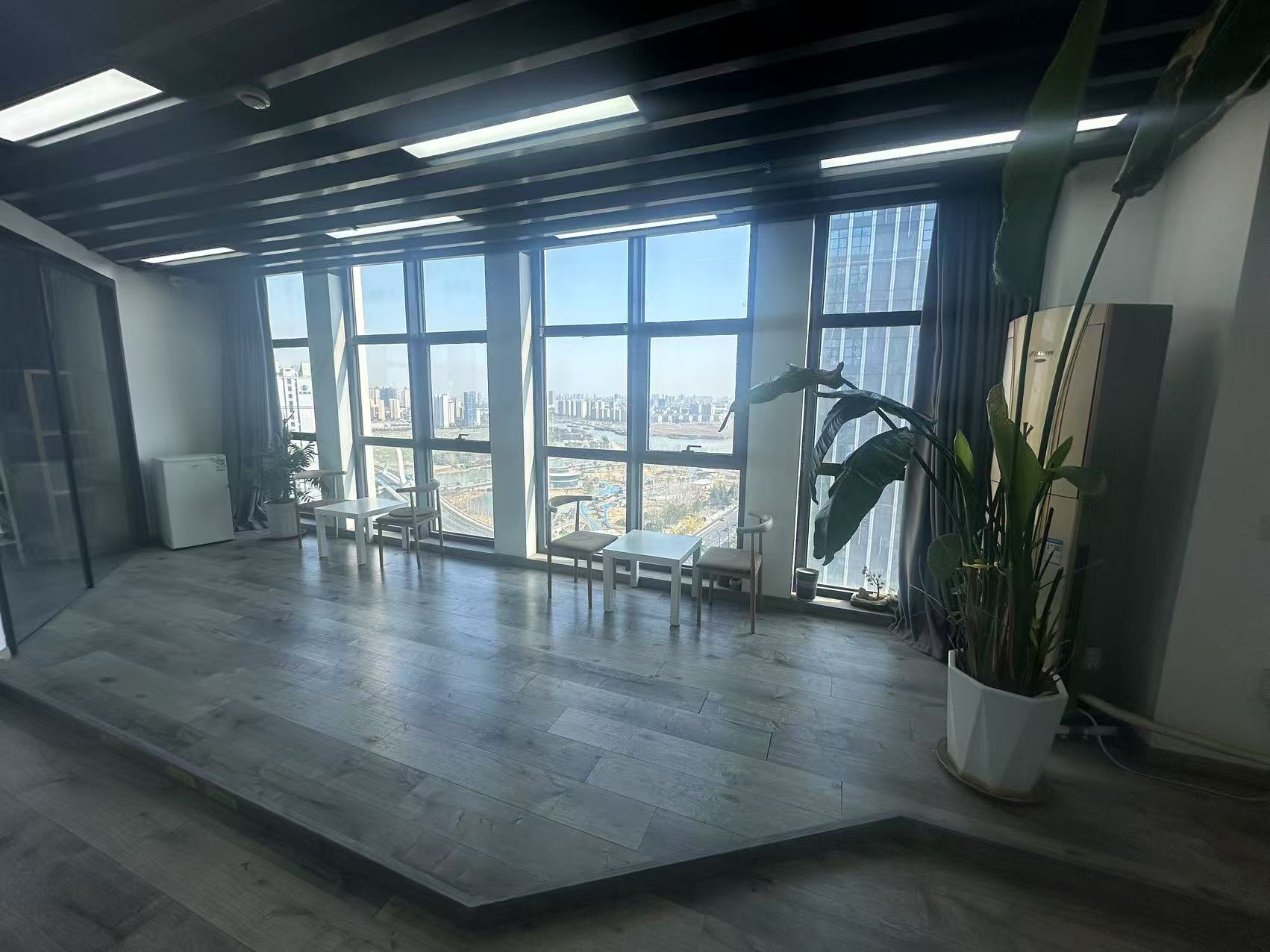 南通万达广场 2室1厅1卫 130m&sup2;