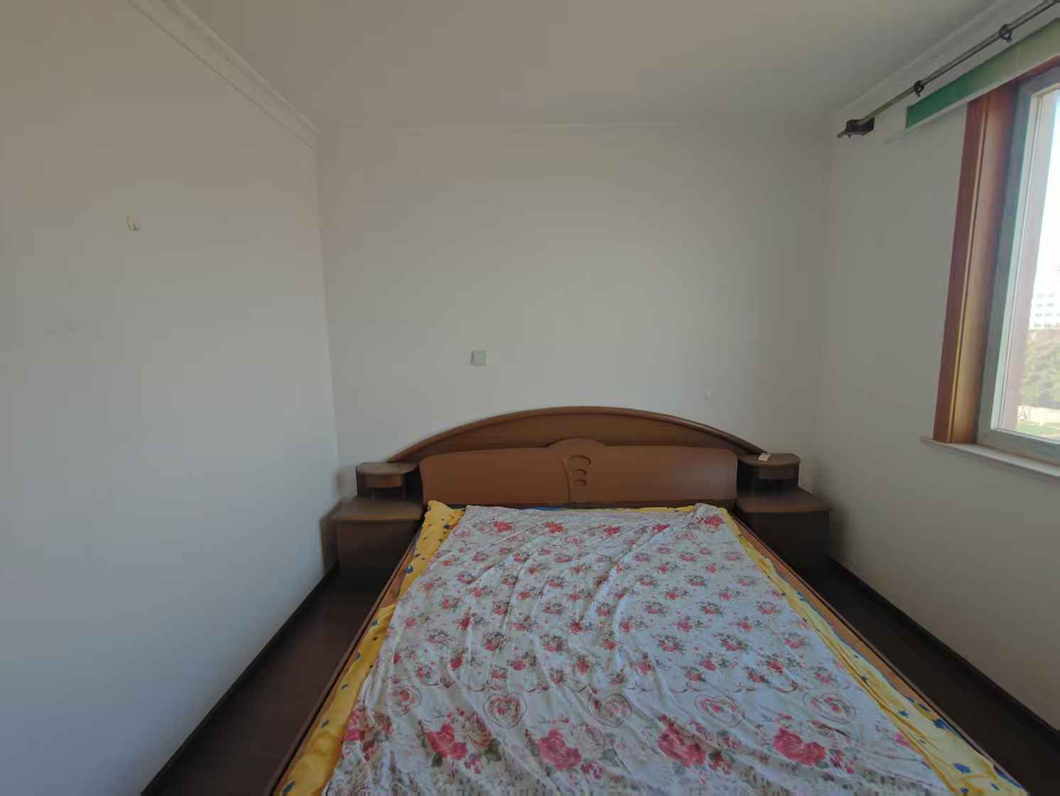 秦灶新村北区 4室2厅1卫 134.00m&sup2;