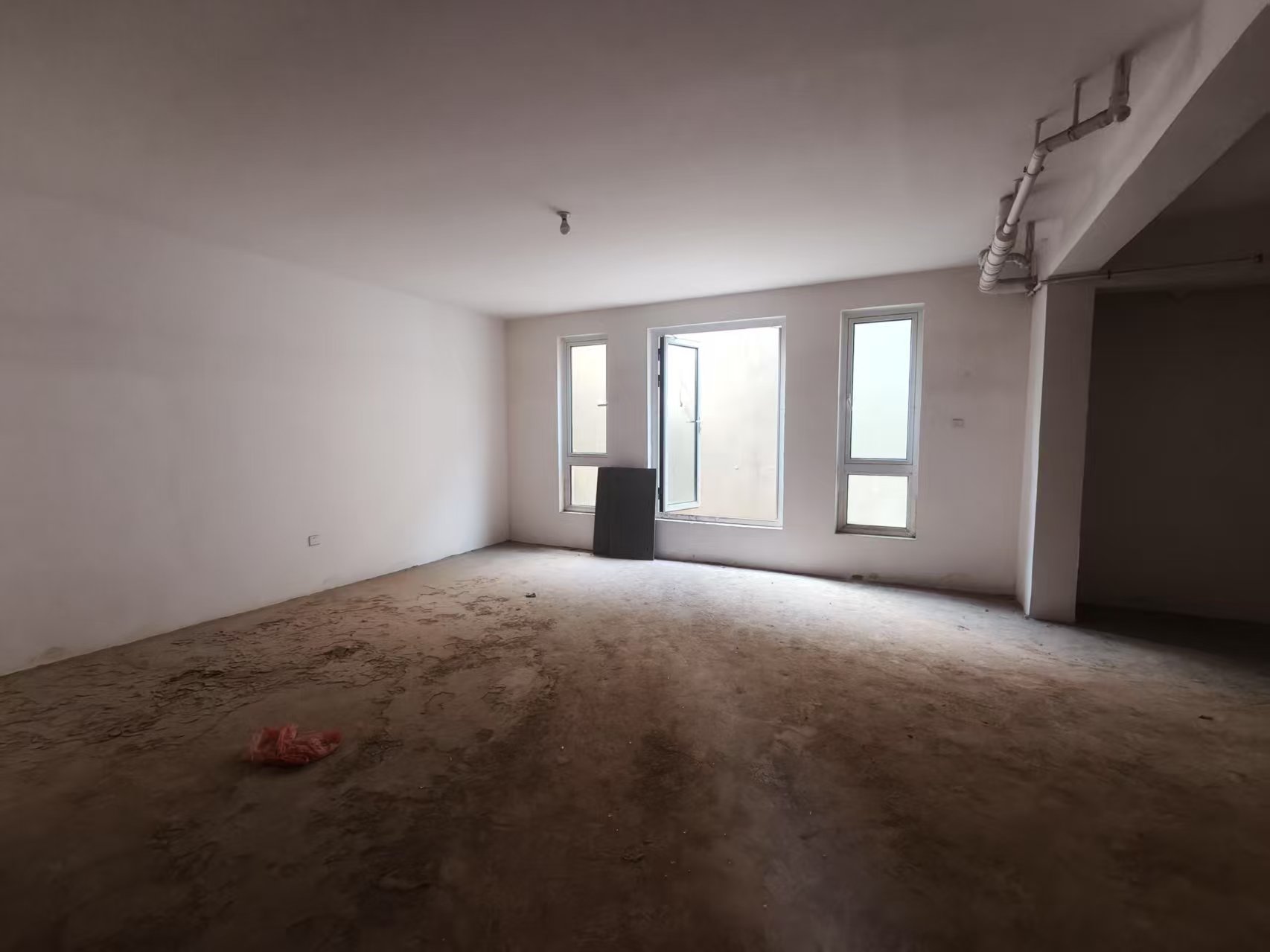 顺发御园 8室2厅6卫 567.21m²