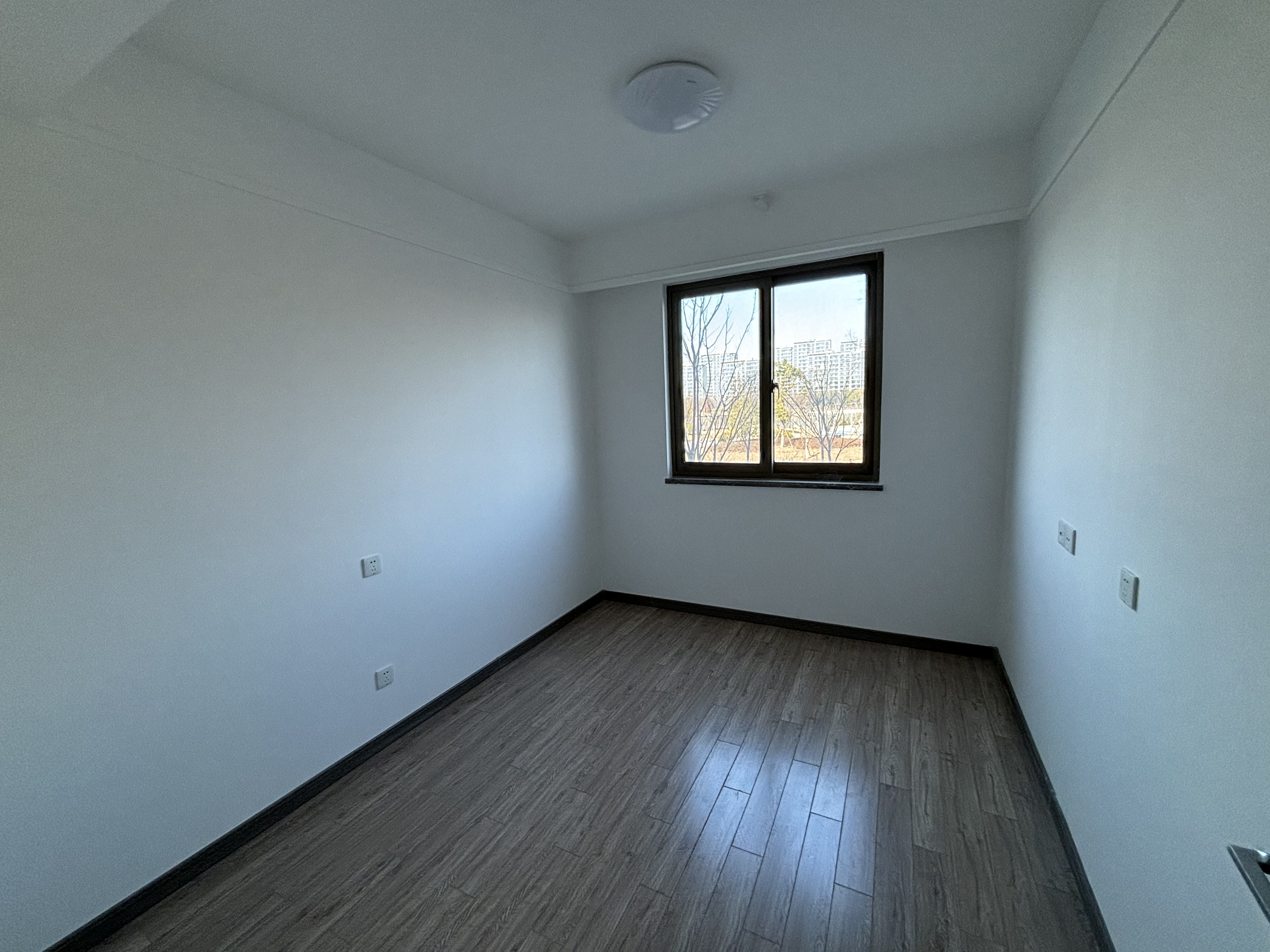 雅居乐鑫基中央公馆西区 2室2厅2卫 116m&sup2;