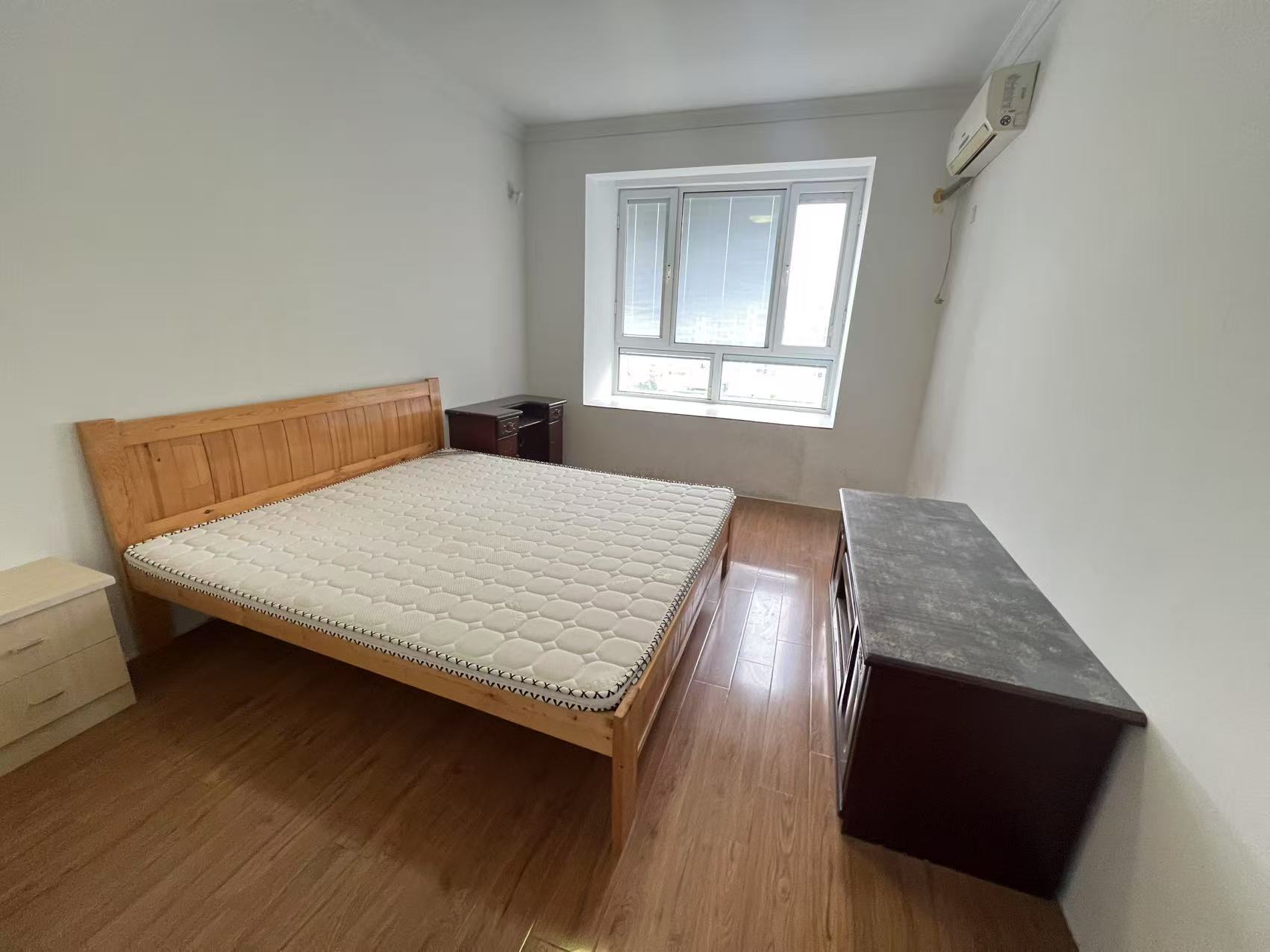 桂花小镇 3室2厅1卫 124m&sup2;