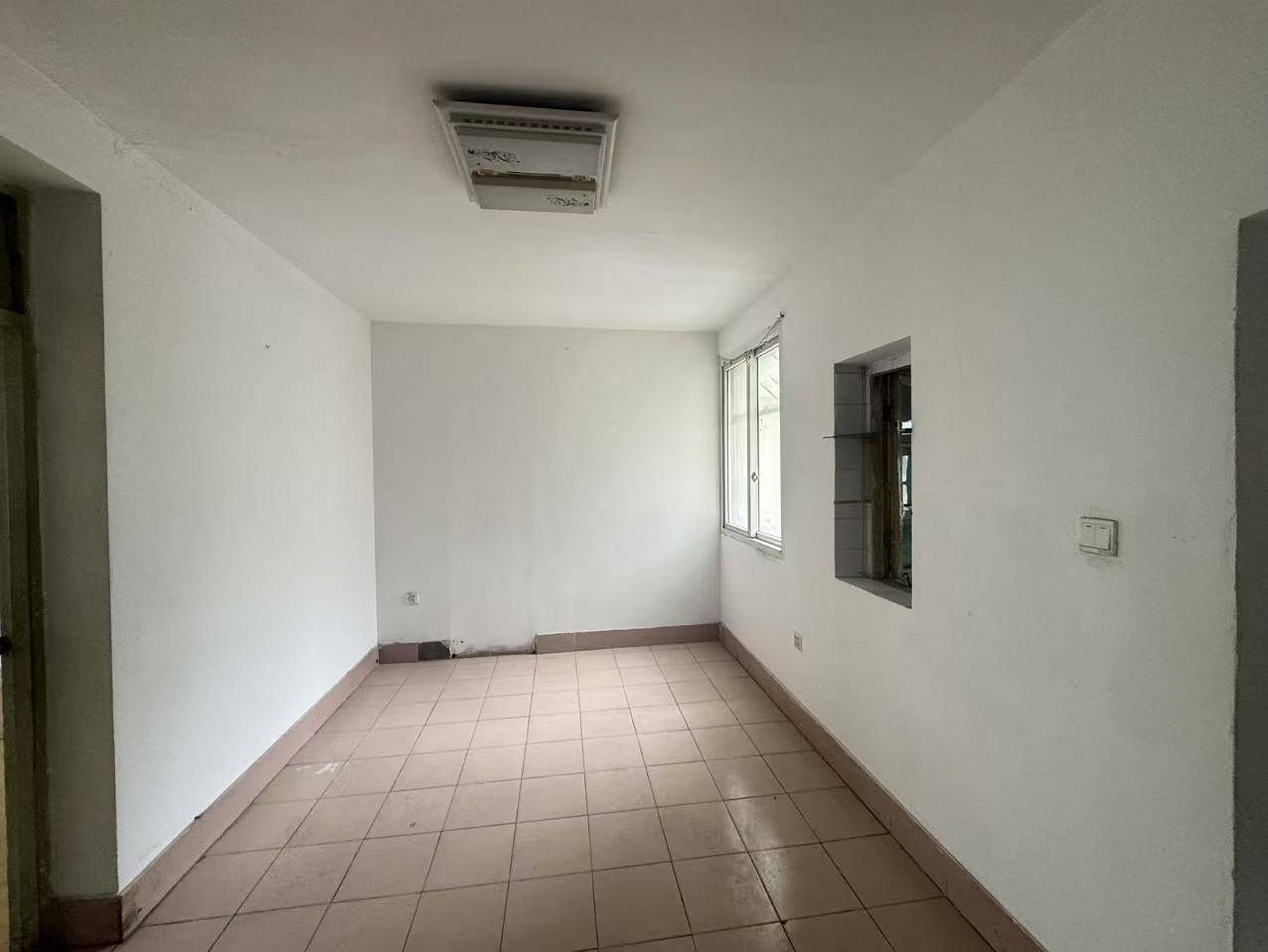 光明南村 1室1厅1卫 50.00m²
