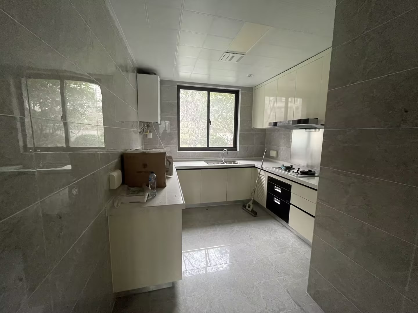 远创樽樾 4室2厅5卫 213.89m&sup2;