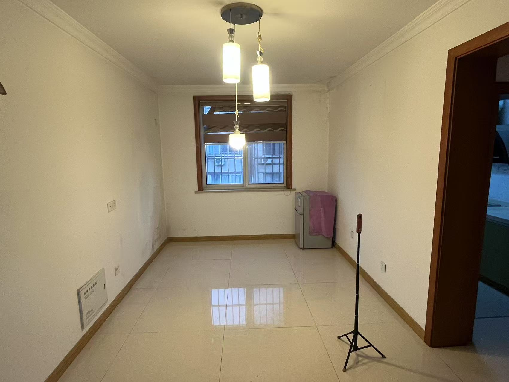 鸿运城市花苑 2室1厅1卫 65m&sup2;