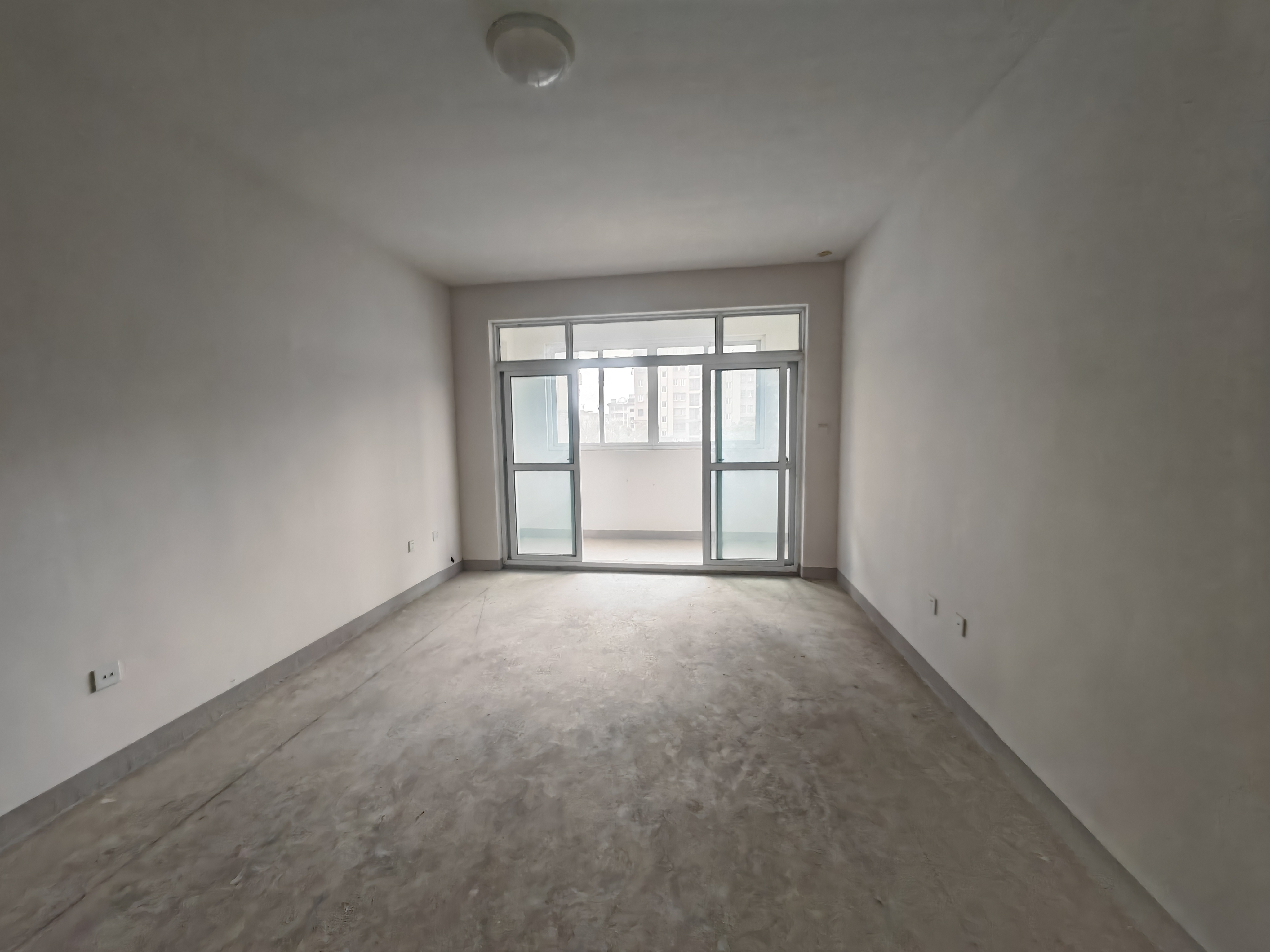 金韵华庭 3室2厅2卫 131m&sup2;