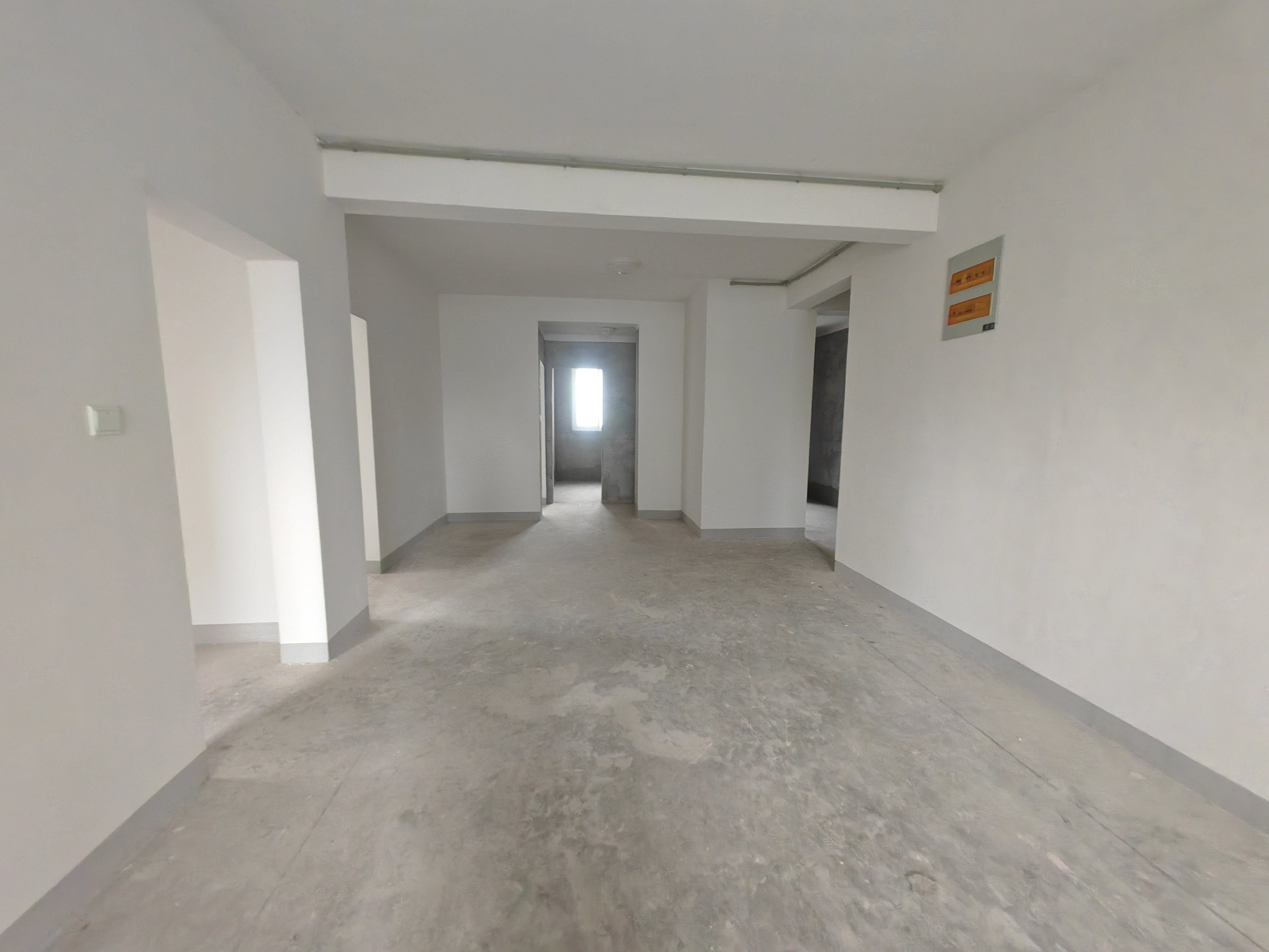 金韵华庭 3室2厅2卫 131m&sup2;