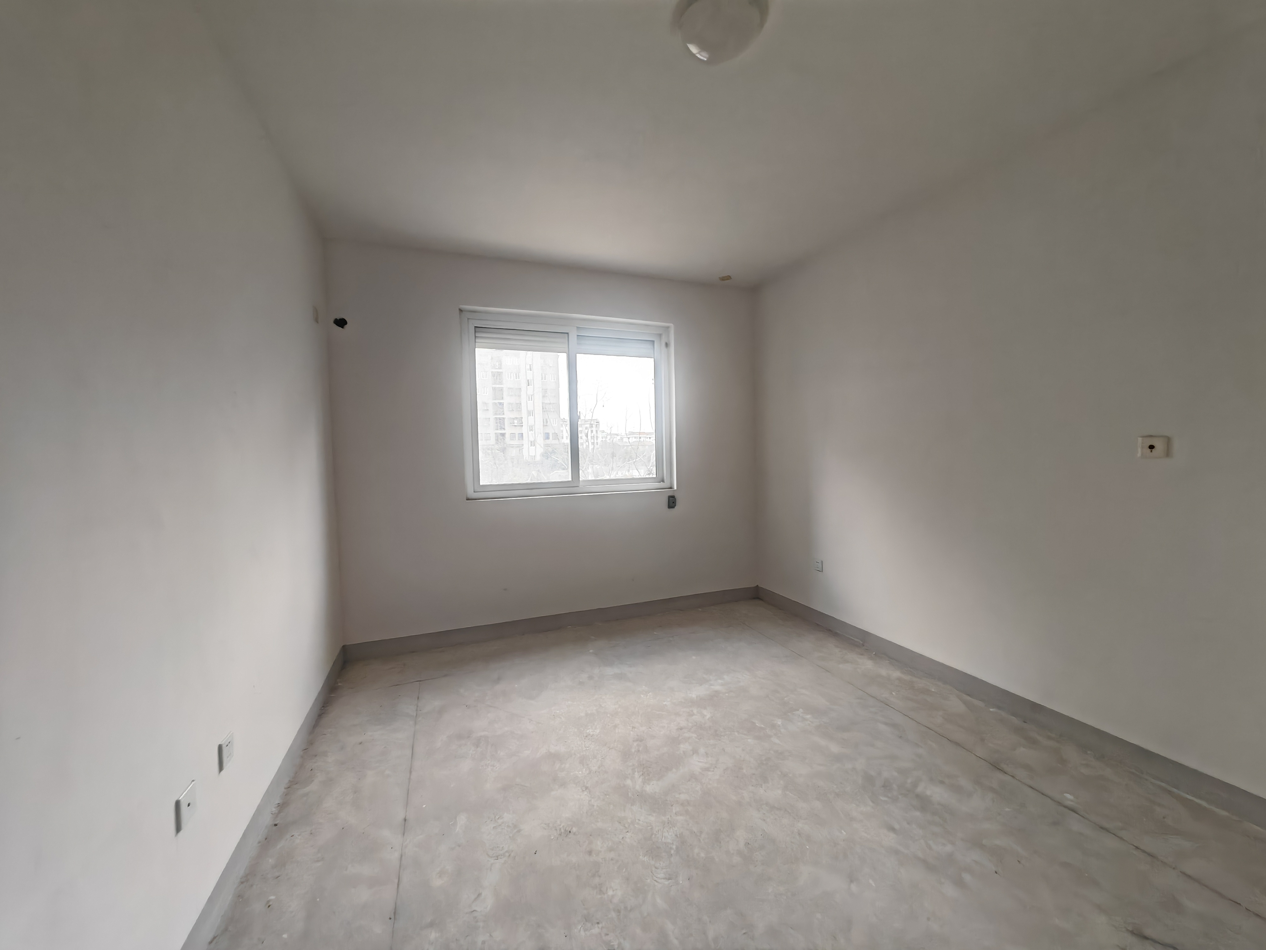 金韵华庭 3室2厅2卫 131m&sup2;