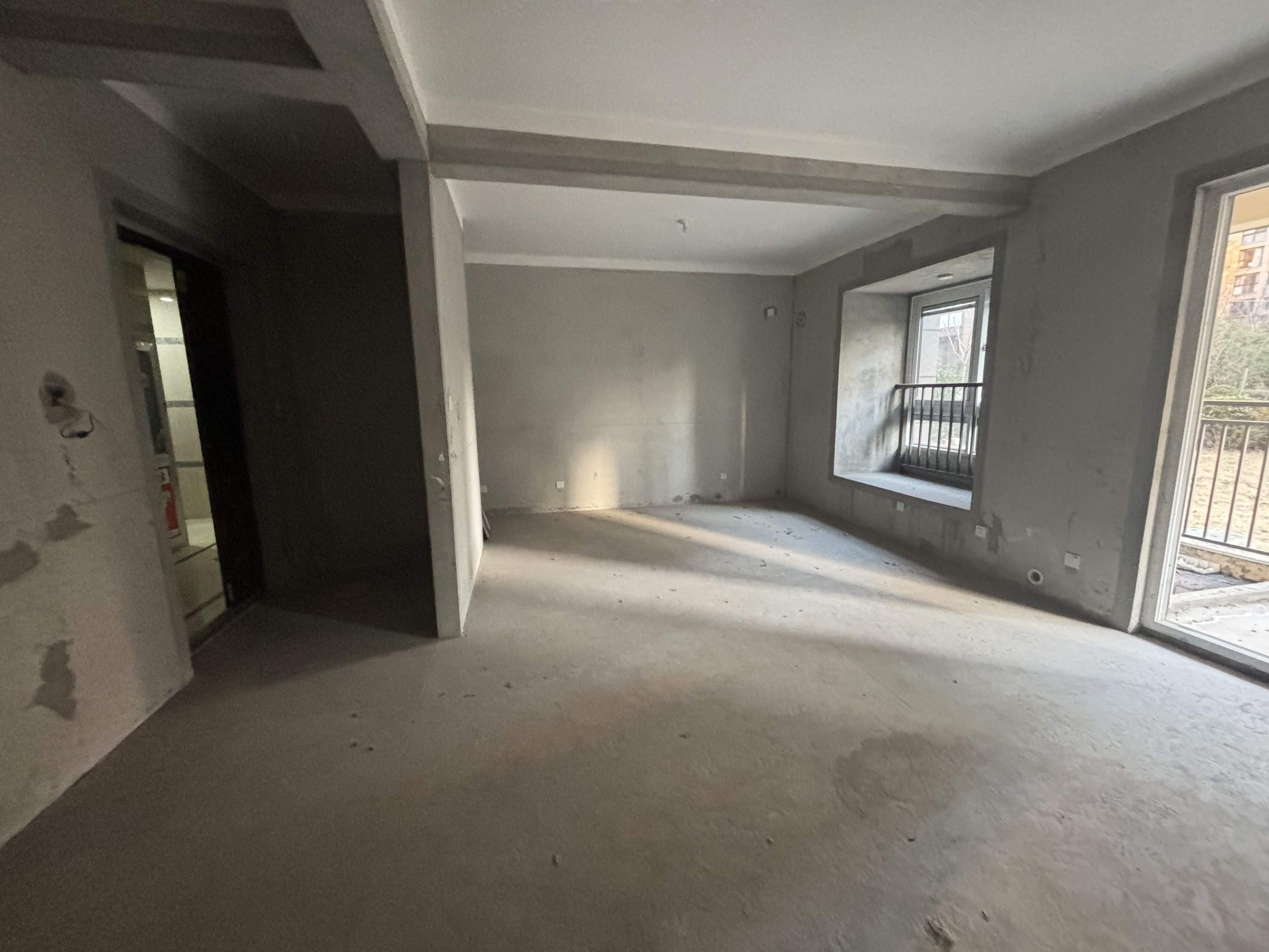 佳源都市 3室2厅2卫 119.00m²