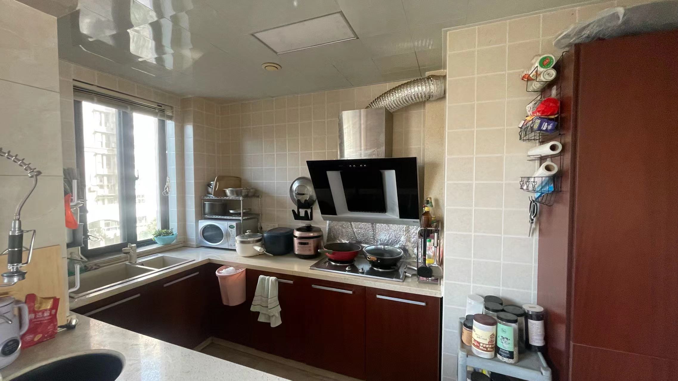 中港城世家 3室2厅2卫 139.94m&sup2;