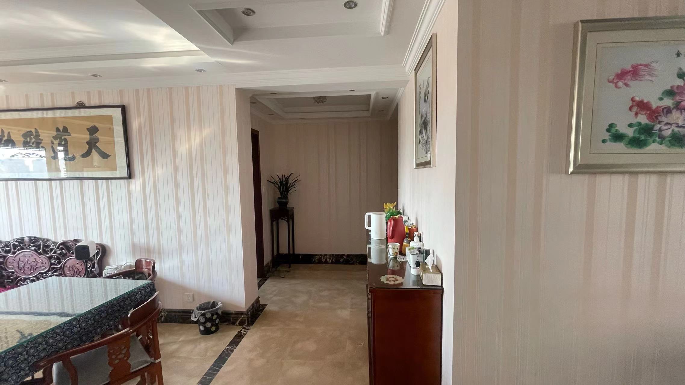 中港城世家 3室2厅2卫 139.94m&sup2;