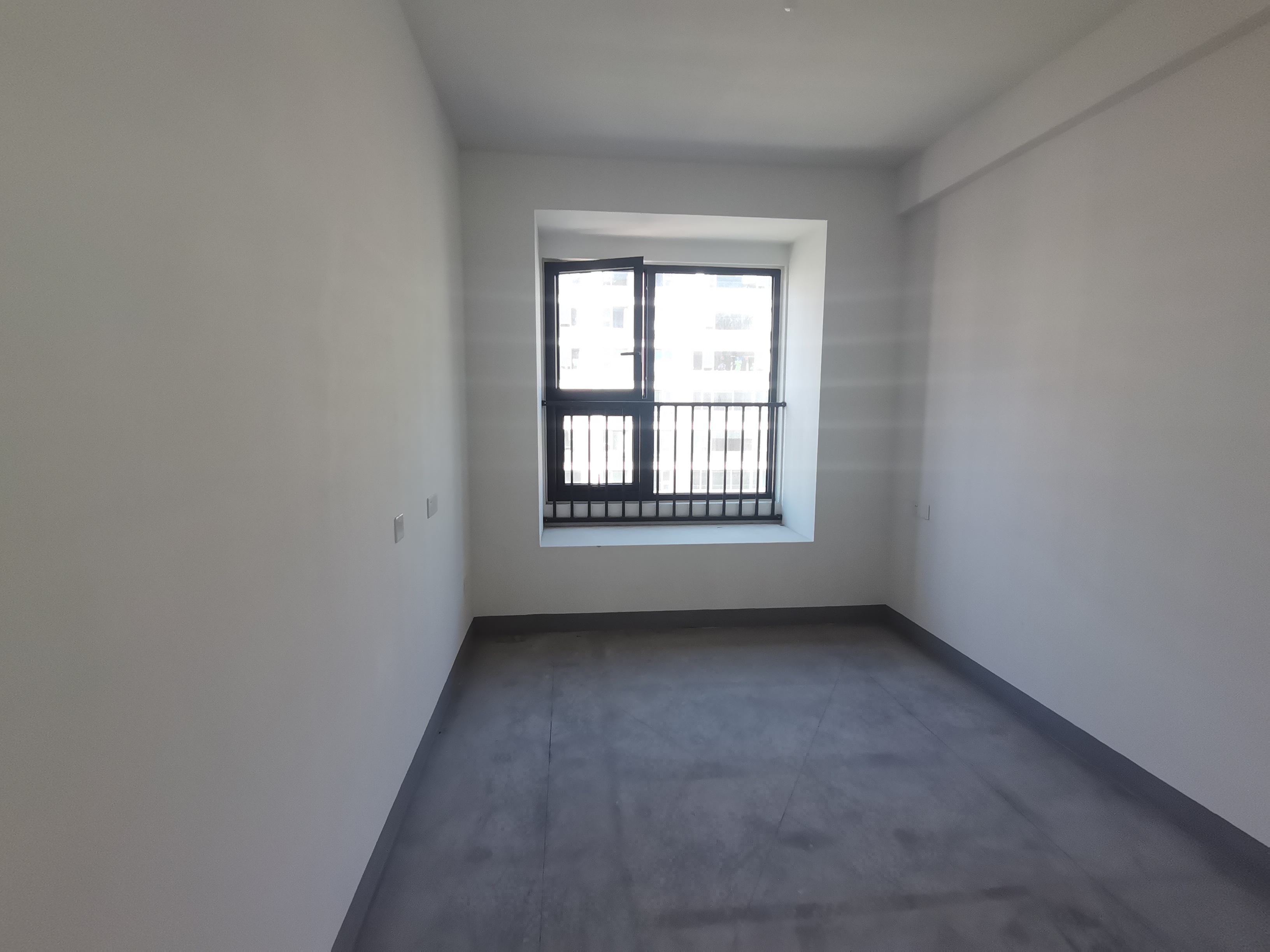 建发御珑湾 4室2厅3卫 185m²