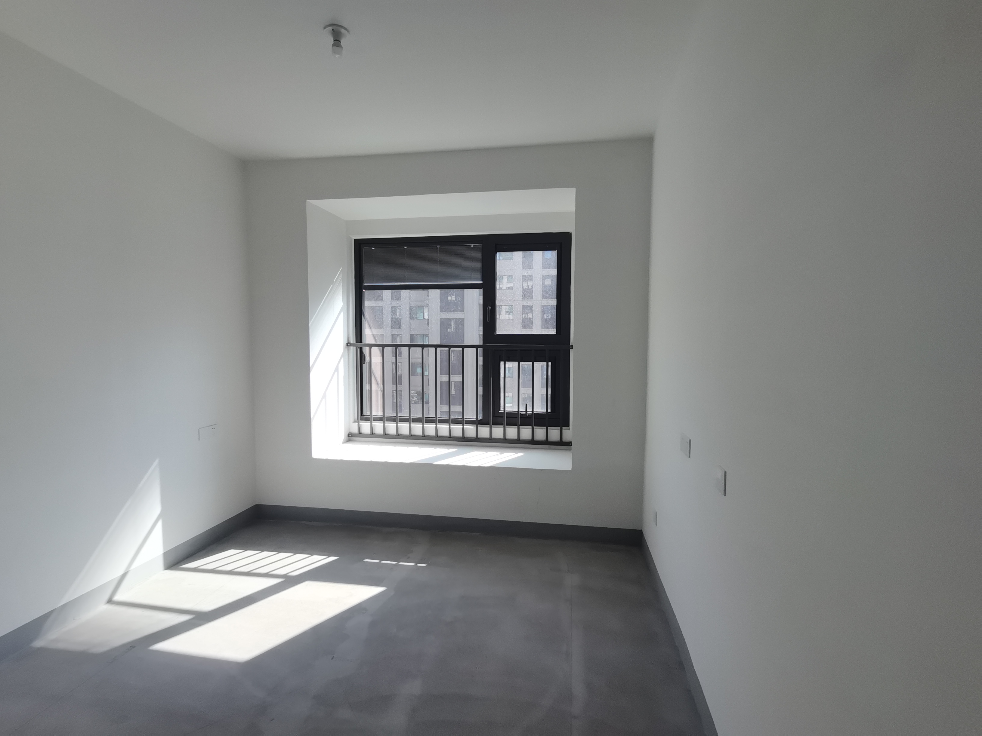 建发御珑湾 4室2厅3卫 185m²