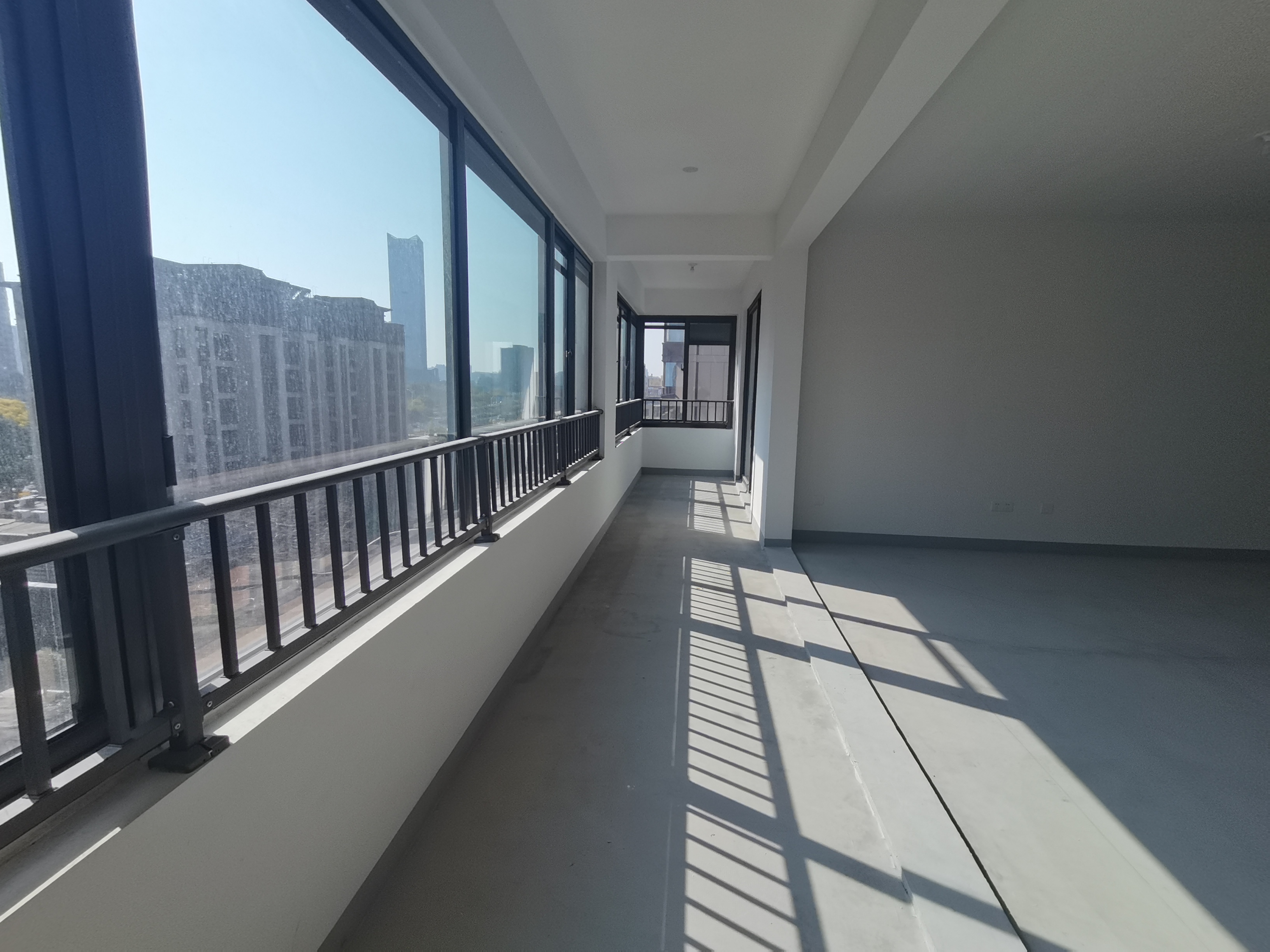 建发御珑湾 4室2厅3卫 185m²