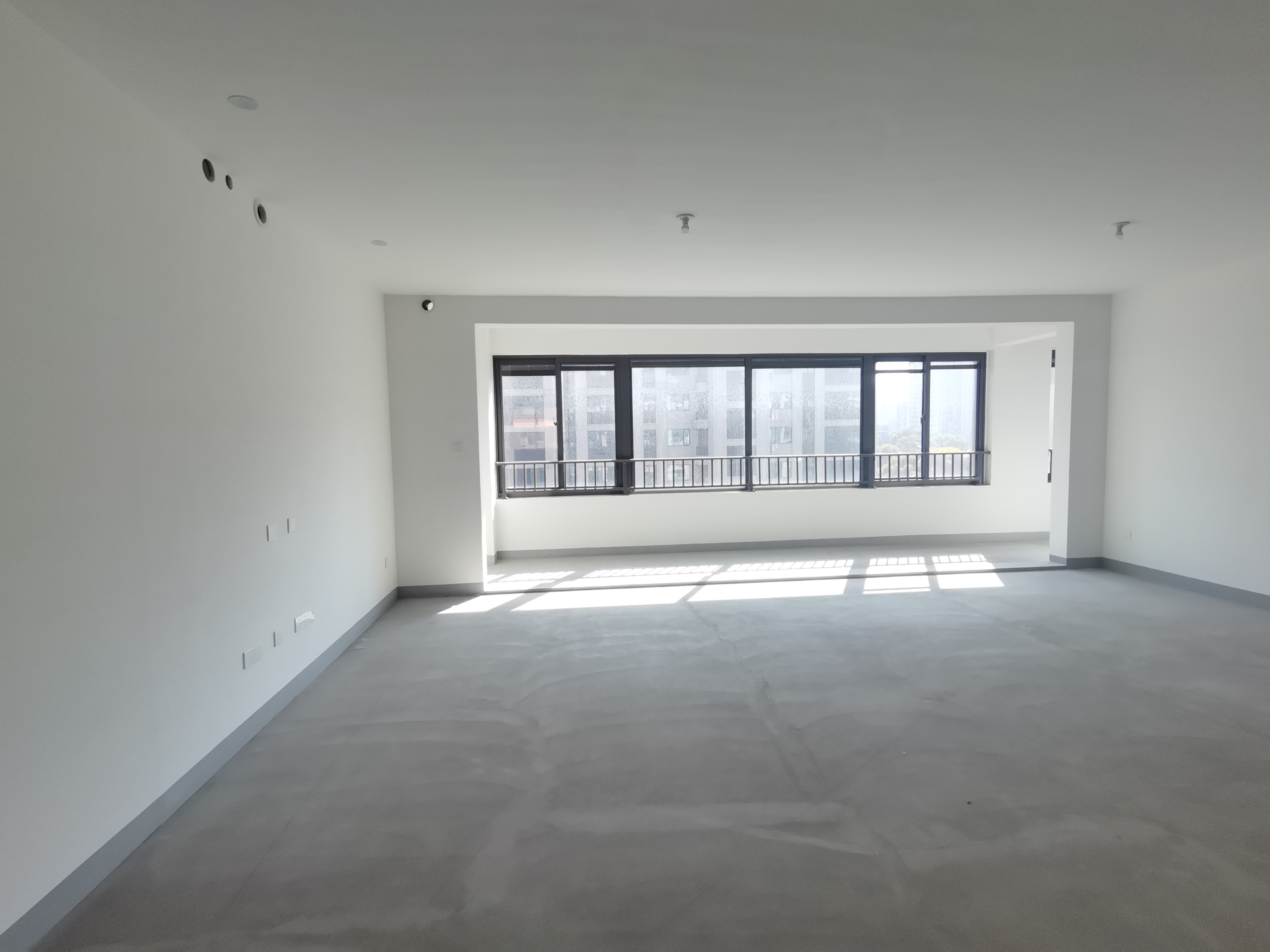 建发御珑湾 4室2厅3卫 185m²