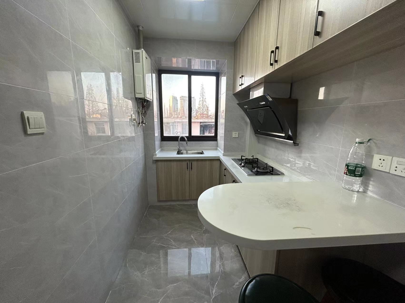 青年路新村 1室1厅1卫 56.00m&sup2;