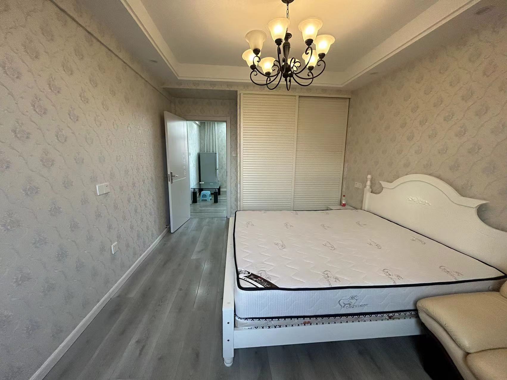 青年路新村 1室1厅1卫 56.00m&sup2;