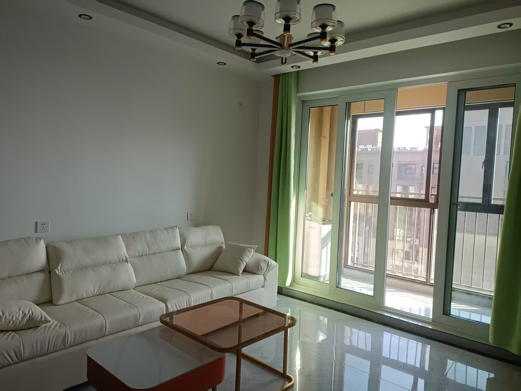 景瑞御府 3室1厅1卫 93m&sup2;
