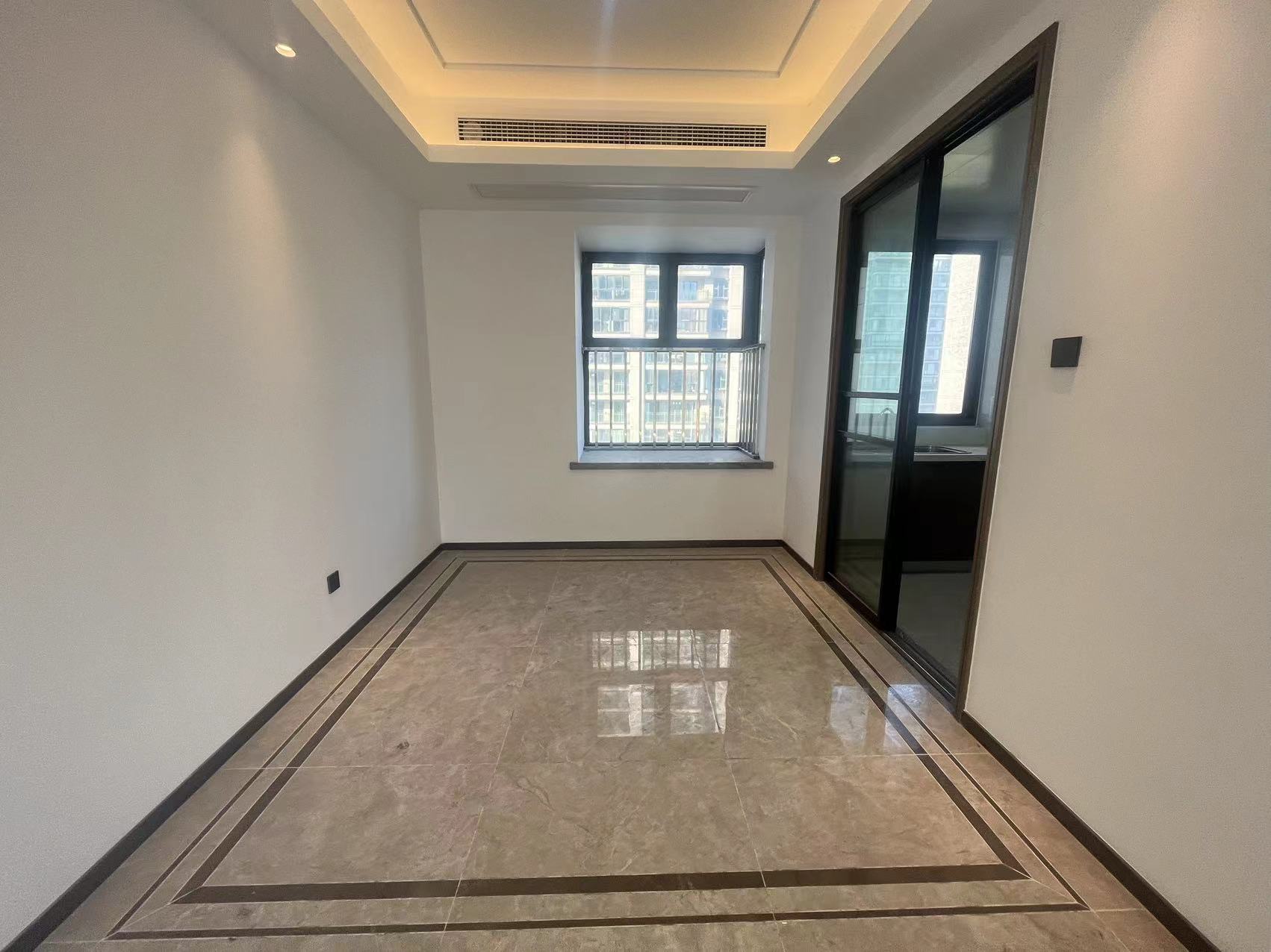 都会沁园 4室2厅2卫 149.69m&sup2;