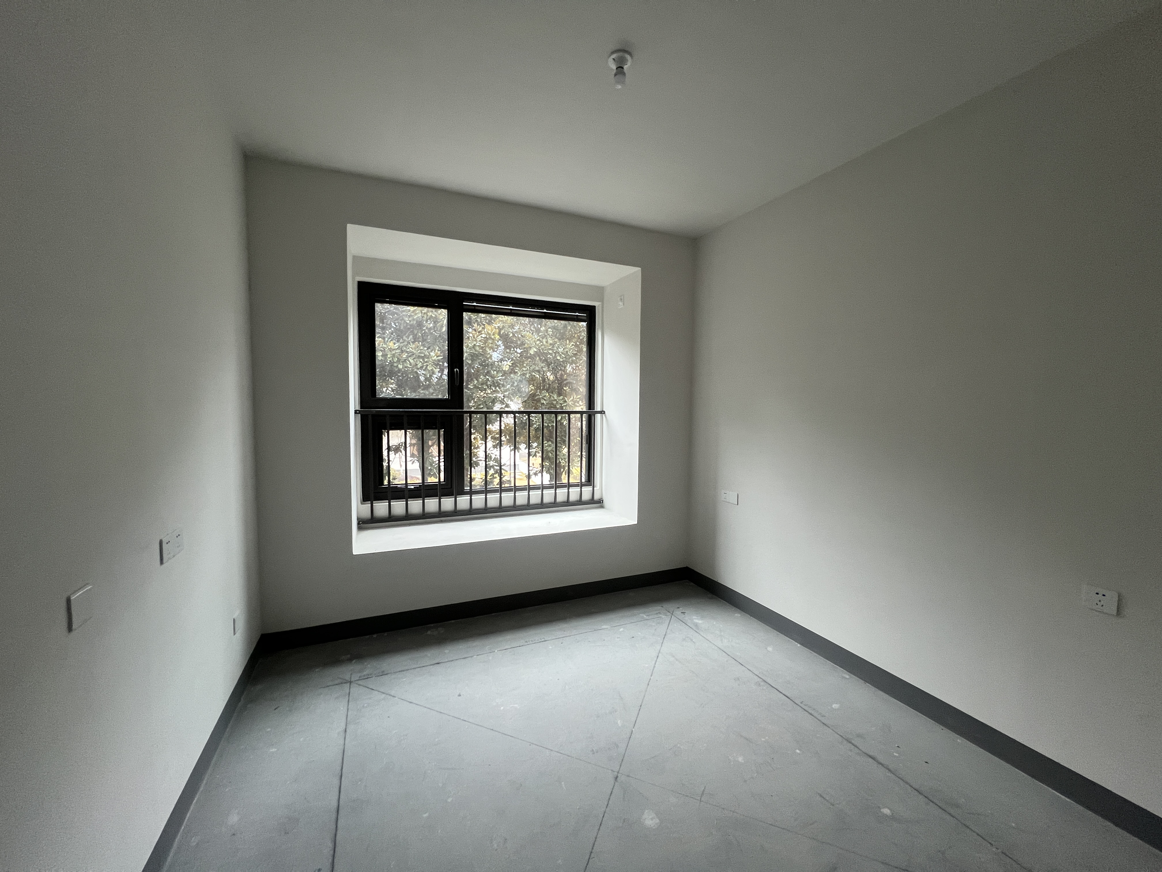 建发御珑湾 4室2厅2卫 185.00m²