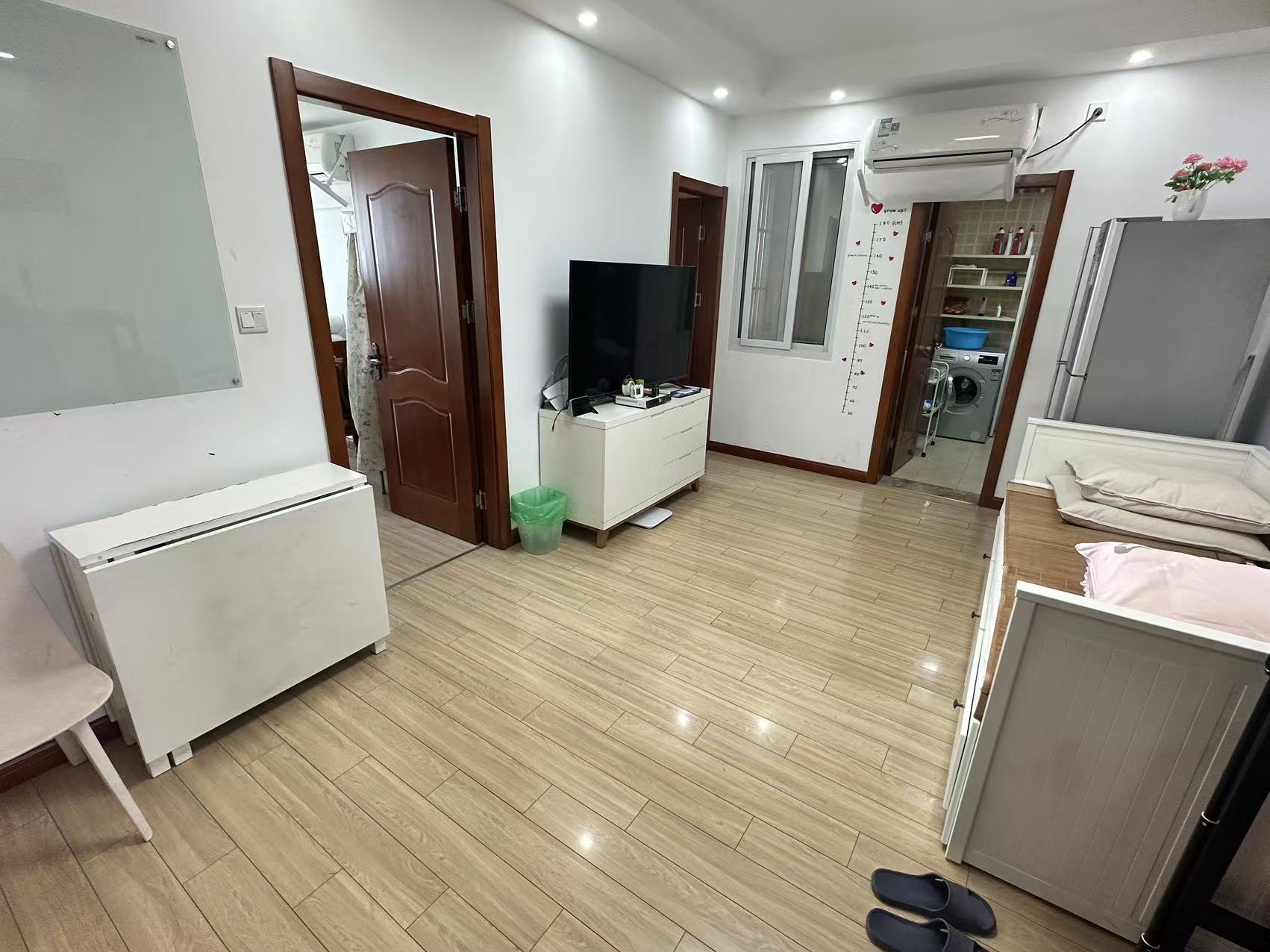 锦峰大厦 2室1厅1卫 86m²