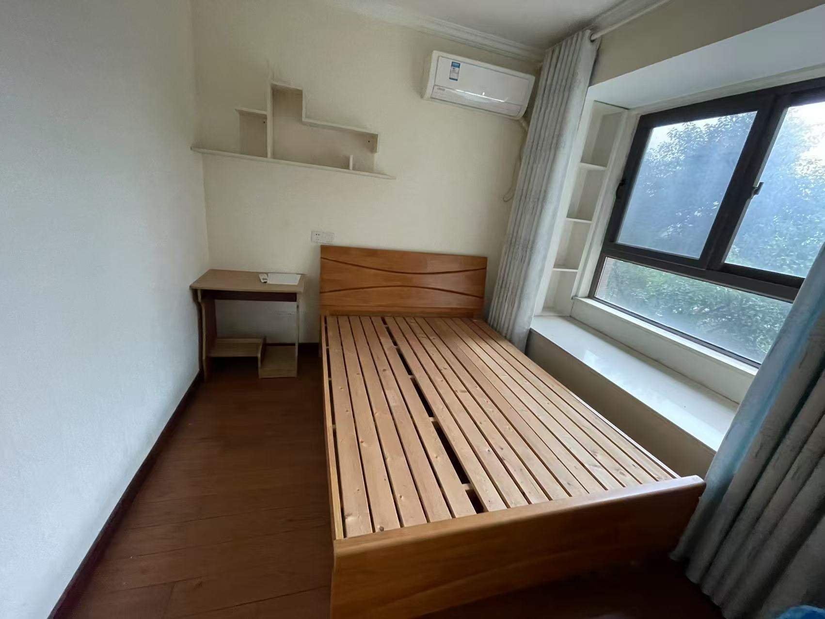 万濠星城 3室2厅1卫 120m&sup2;