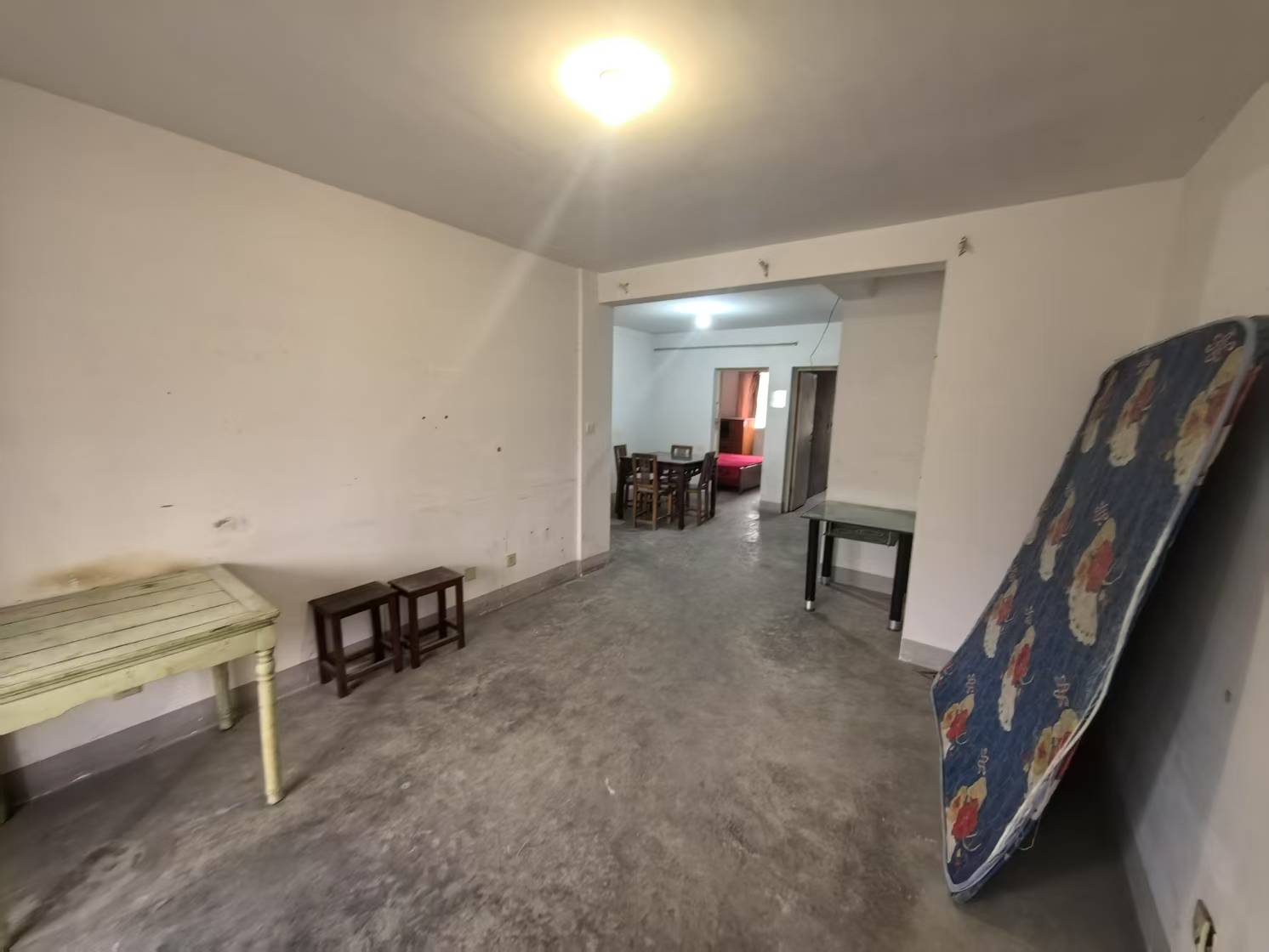 锦安花园 2室2厅1卫 90m²