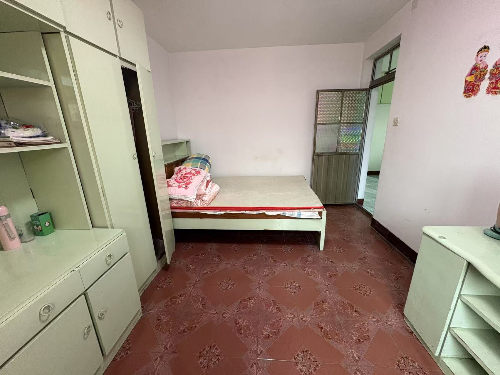 虹桥新村(朝霞路) 2室1厅1卫 62.98m²