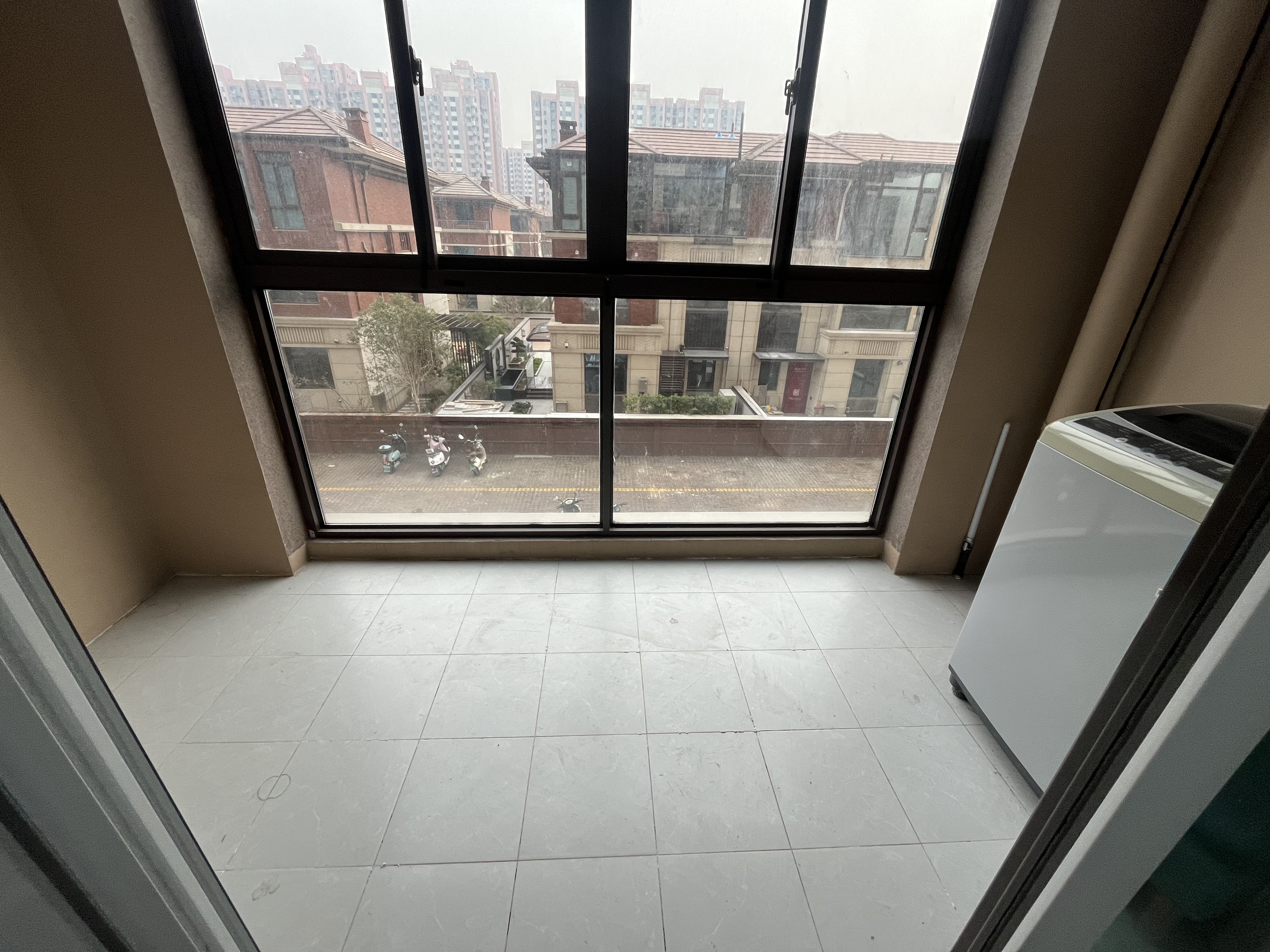 景瑞御府 3室2厅1卫 93m&sup2;