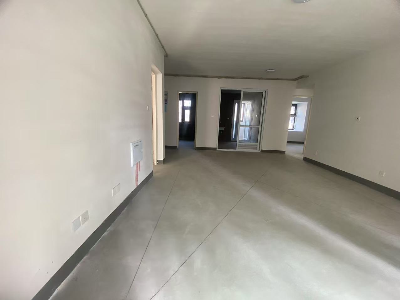 百花馨苑 3室2厅2卫 133m²