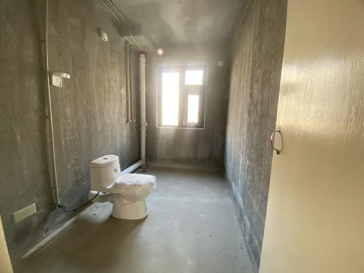 百花馨苑 3室2厅2卫 133m²