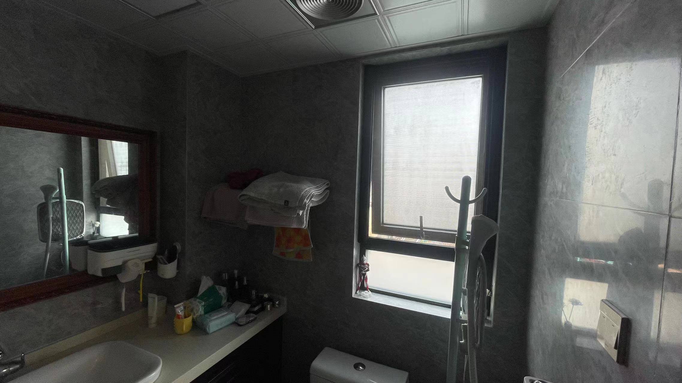 万达华府 4室2厅2卫 141.56m&sup2;