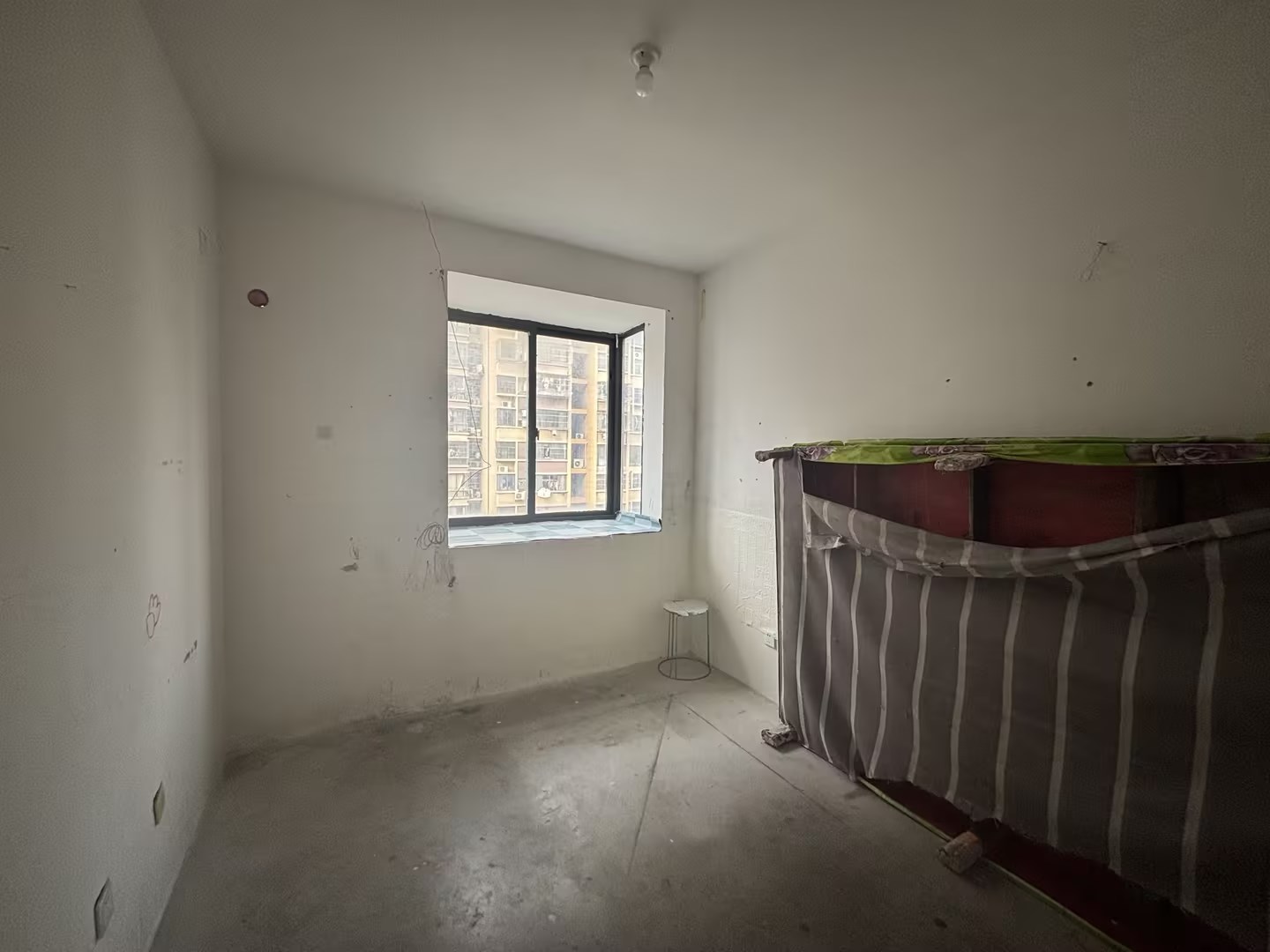 融悦华庭 2室2厅1卫 85m²