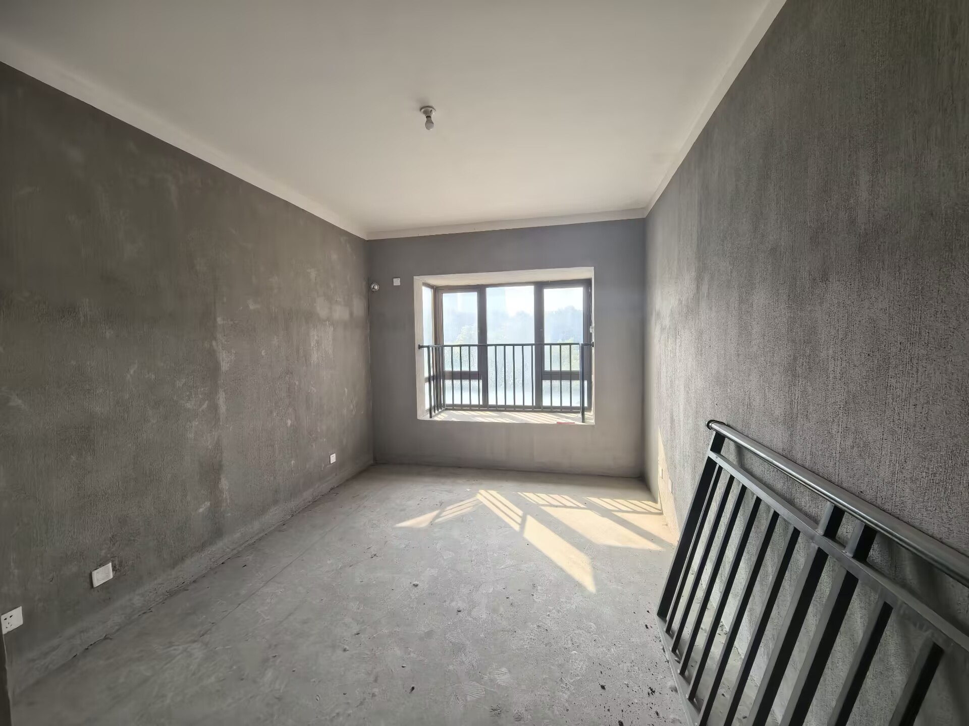 华强城四期 4室2厅2卫 158.00m&sup2;