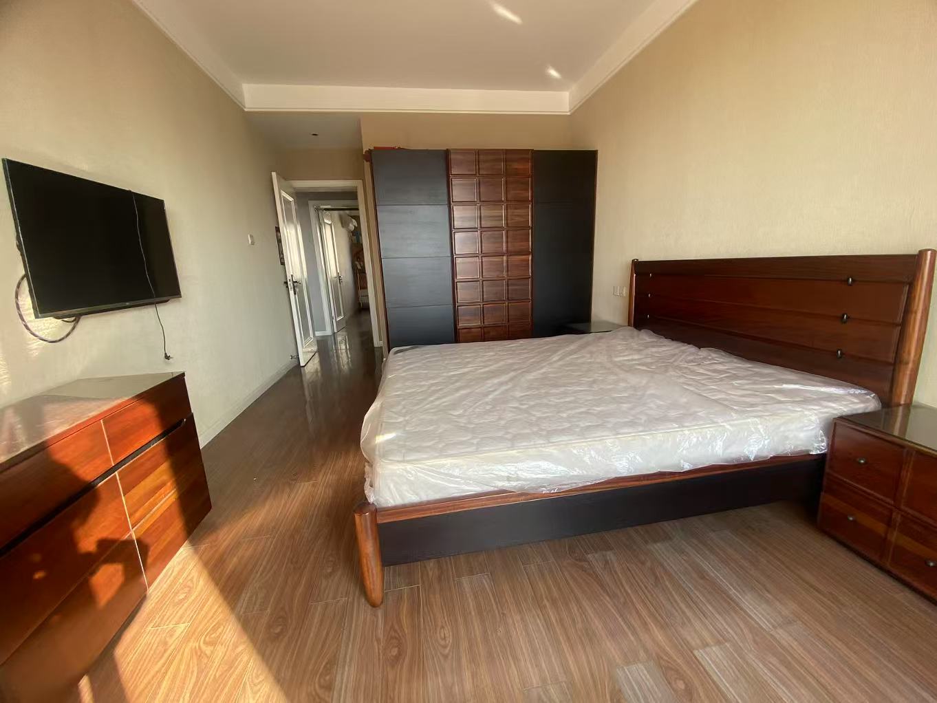 濠河名邸 3室2厅2卫 159.98m&sup2;