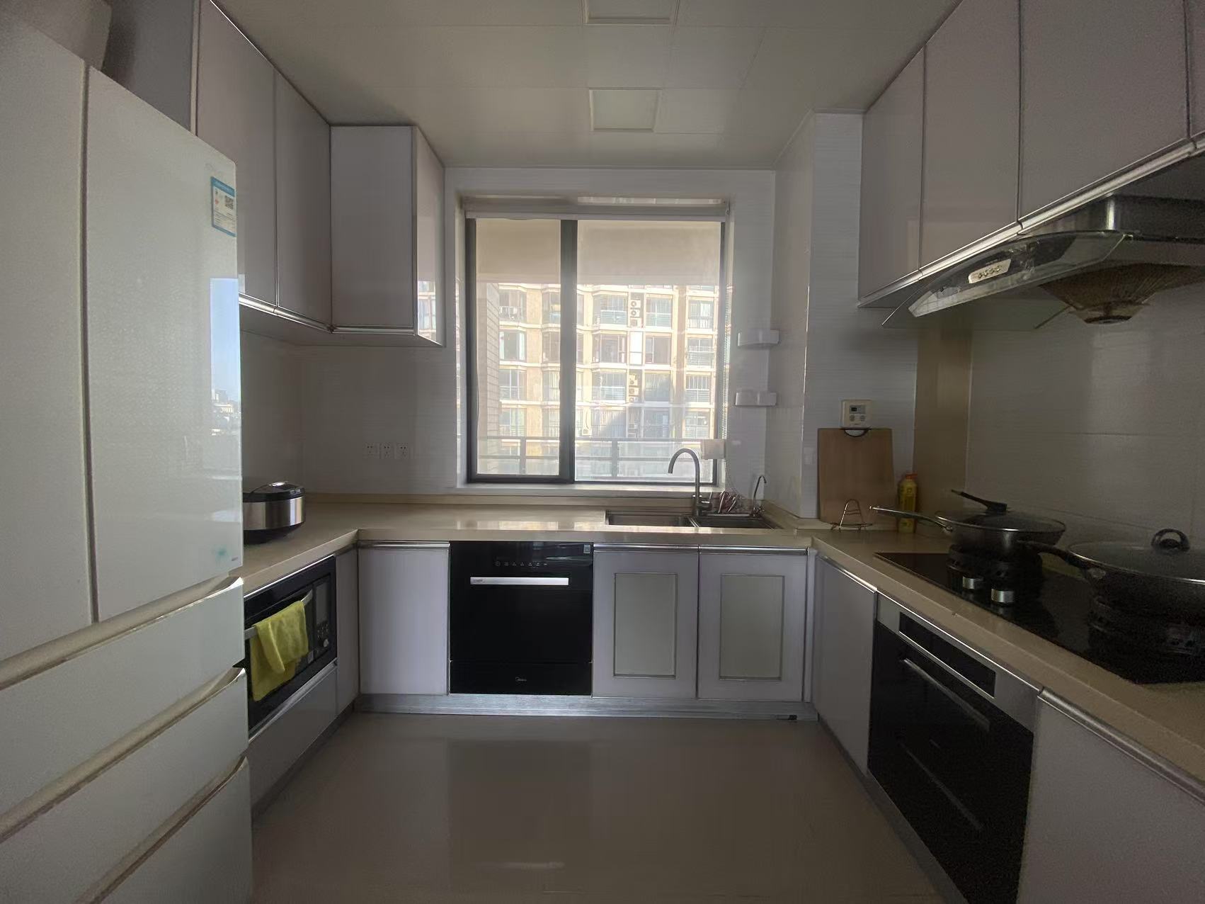 濠河名邸 3室2厅2卫 159.98m&sup2;
