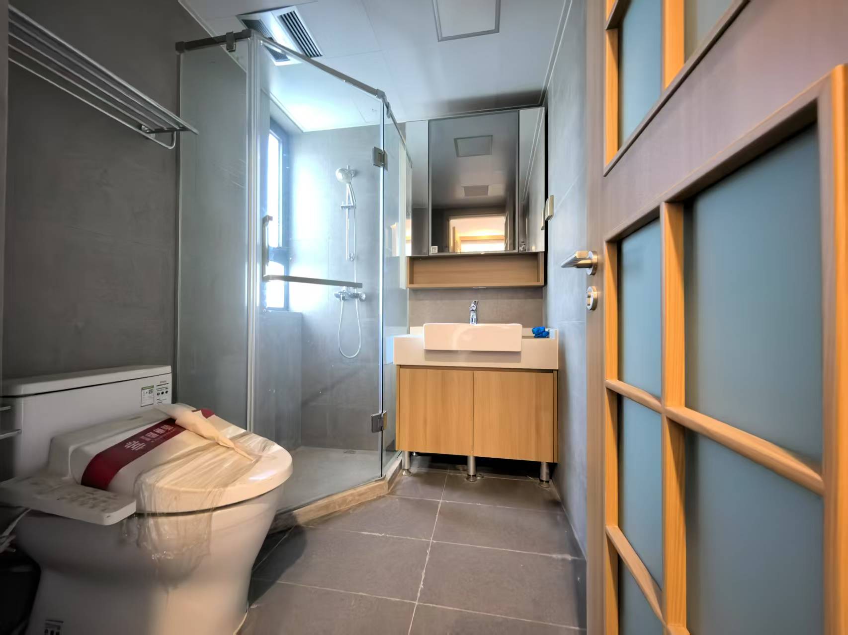 雍华府 3室2厅2卫 114m&sup2;