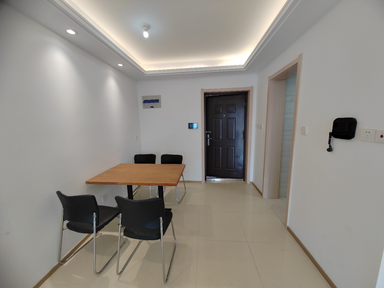 云樾东方 3室2厅1卫 95m²