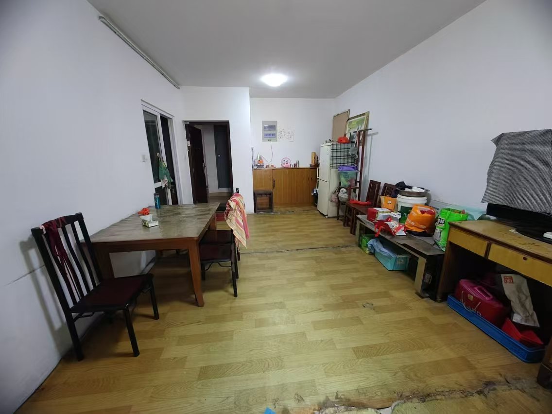 世濠花园 3室2厅1卫 91.81m&sup2;