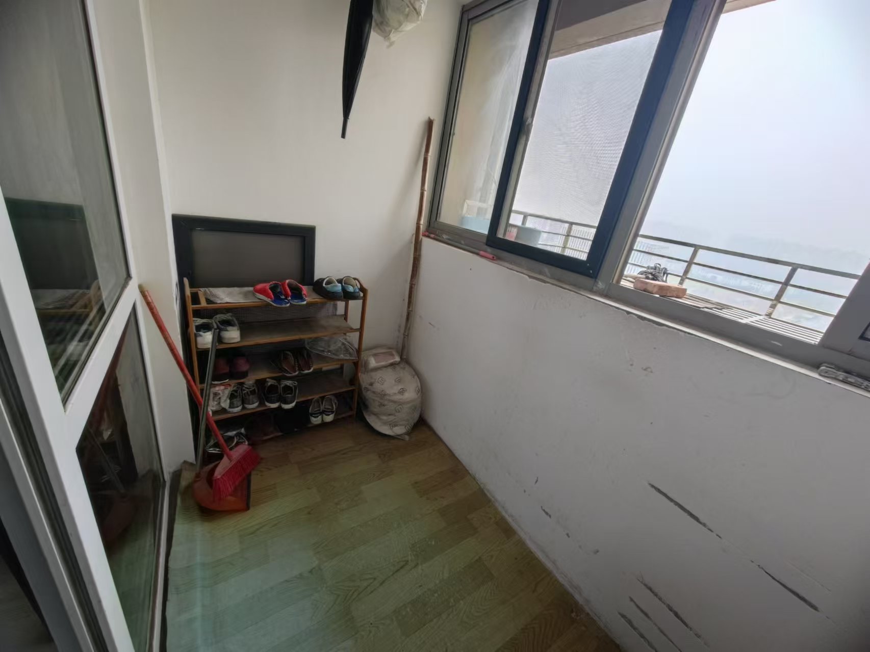 世濠花园 3室2厅1卫 91.81m&sup2;