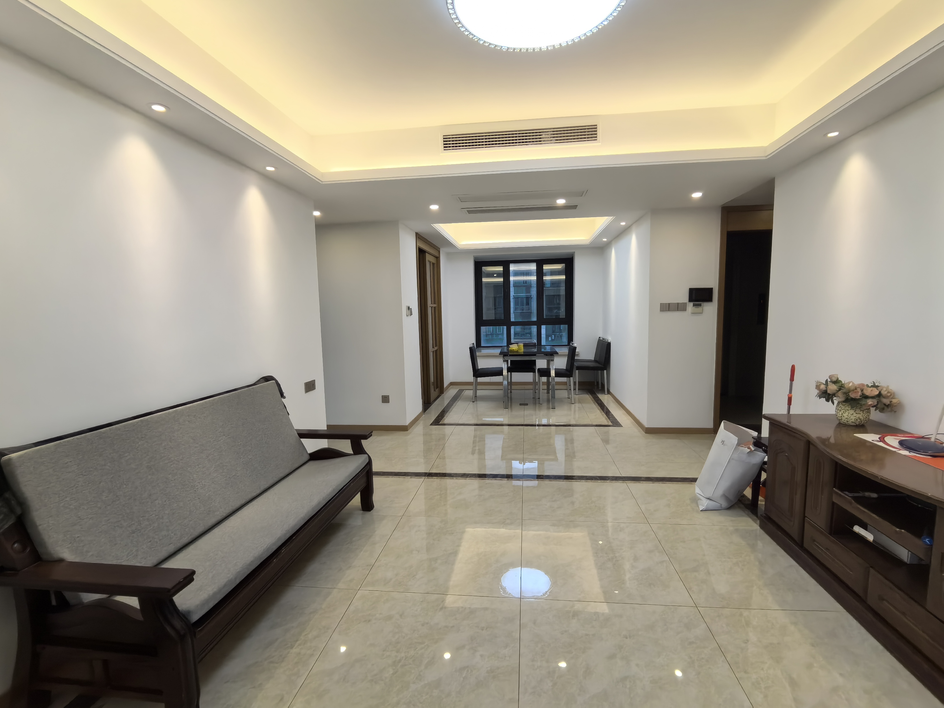 中南漫悦湾 4室2厅2卫 122m²