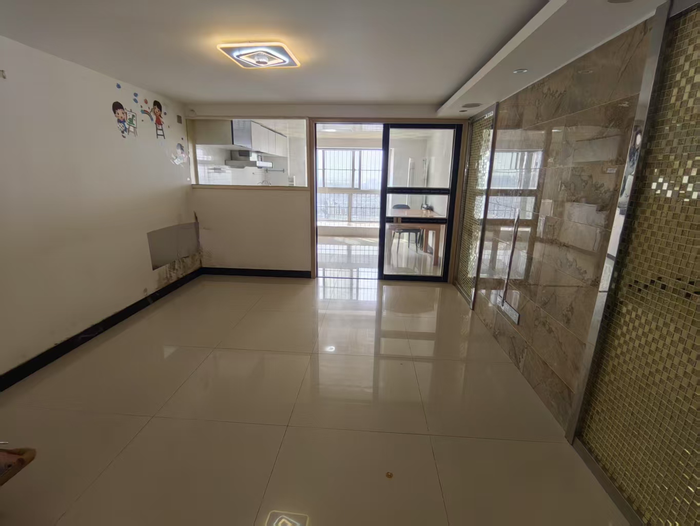 永和佳苑北区 3室2厅2卫 56m²