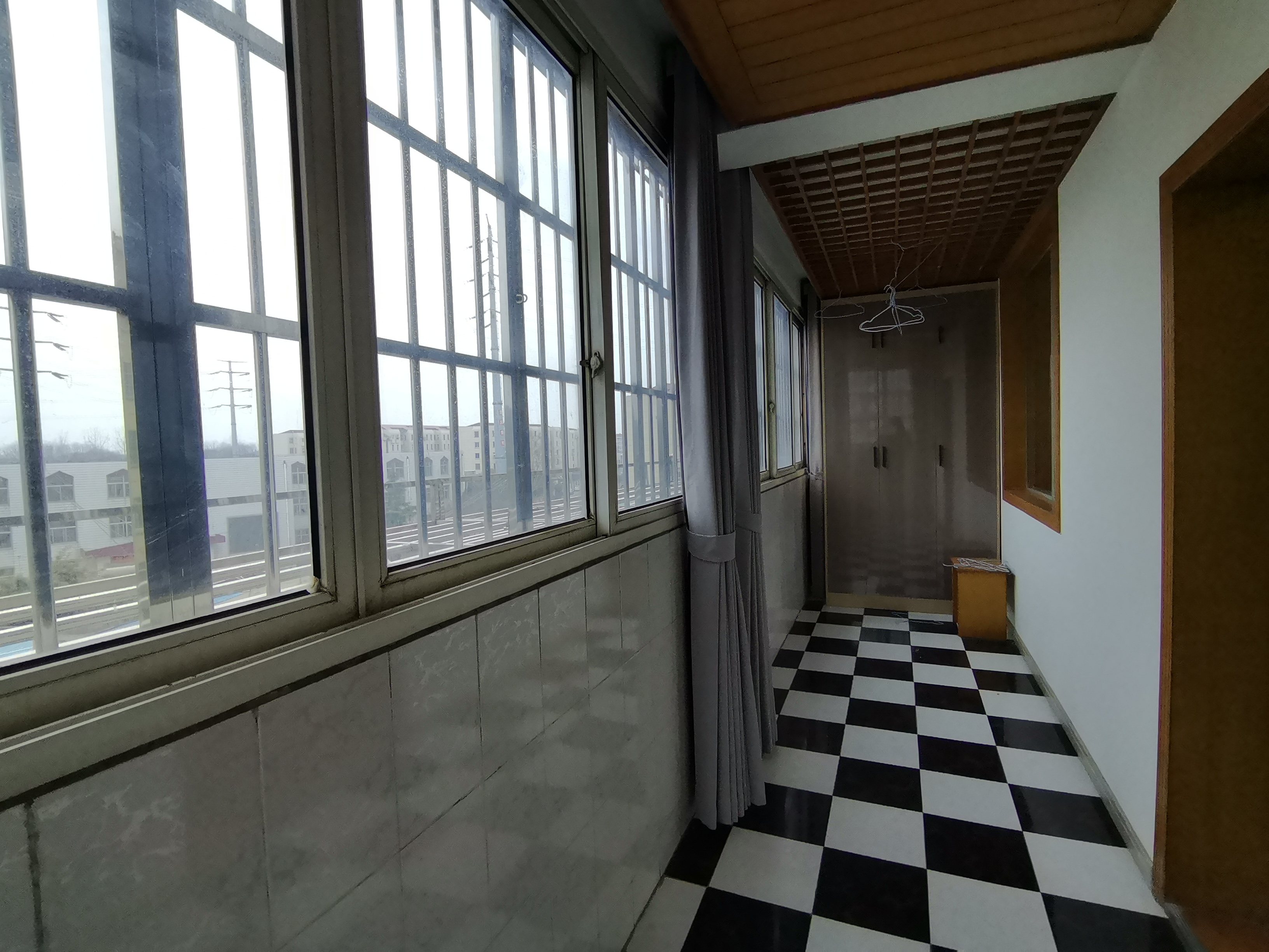 曙光社区 3室1厅1卫 111m&sup2;