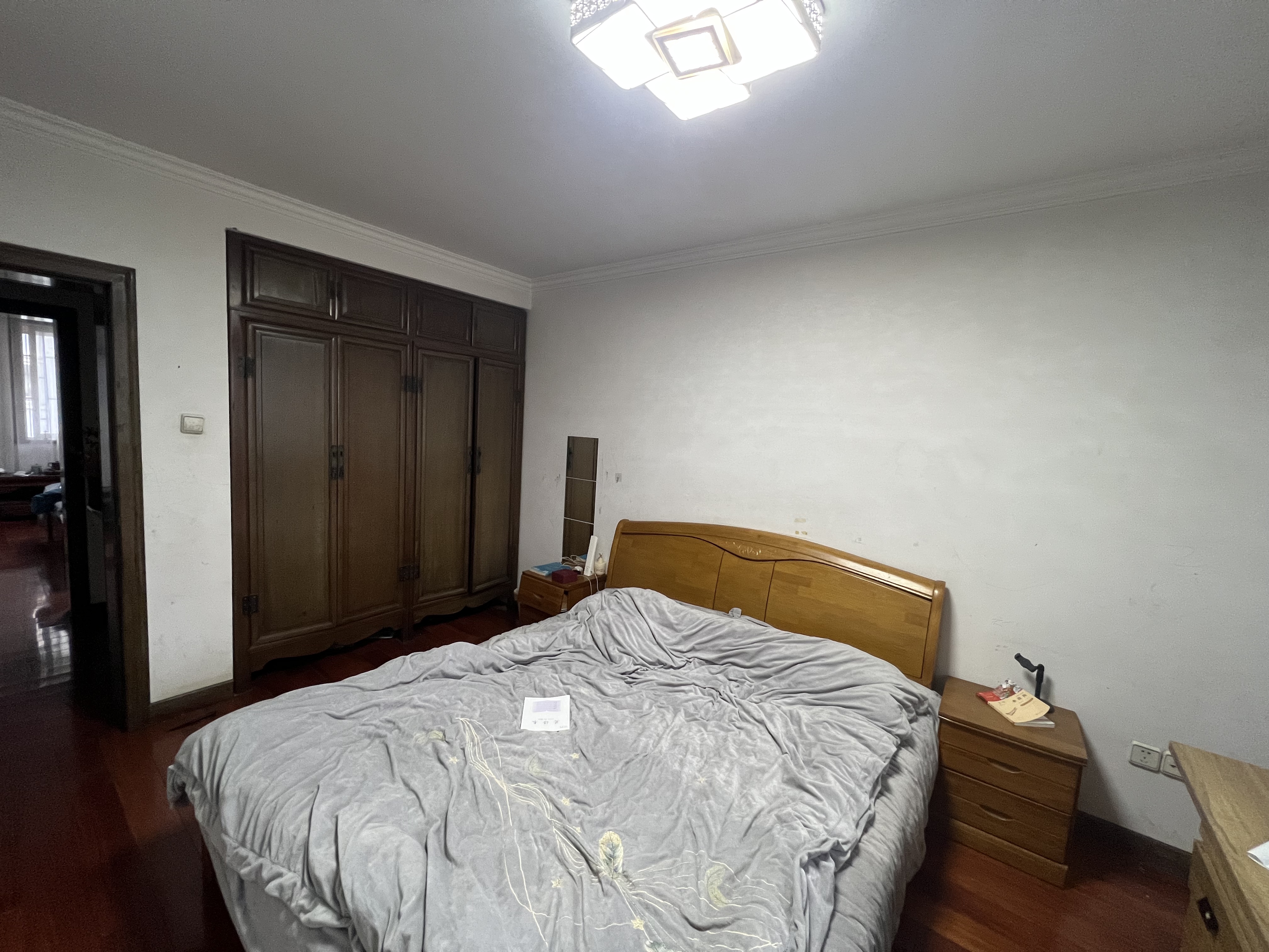 五山公寓 3室2厅1卫 121.84m&sup2;