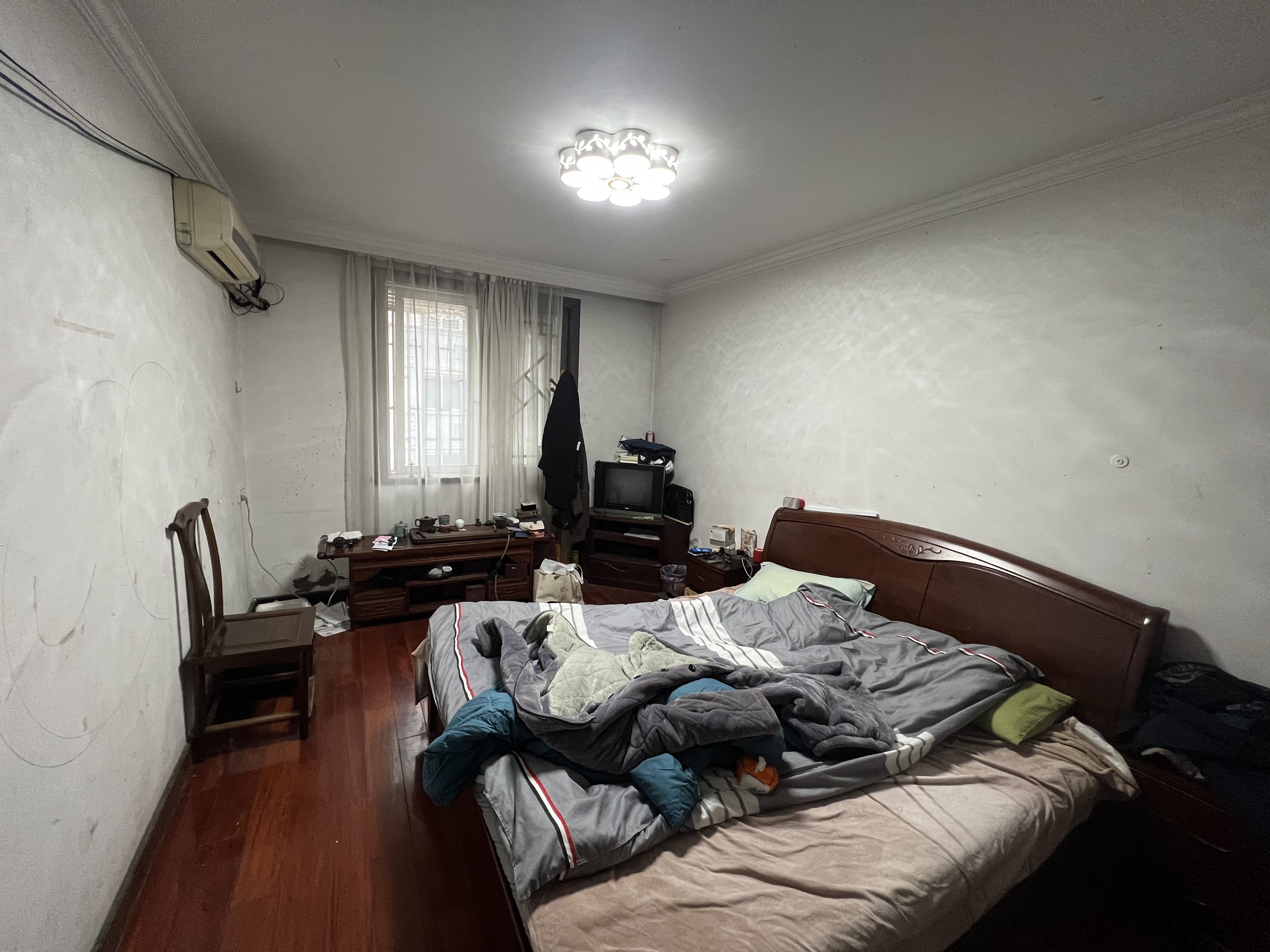 五山公寓 3室2厅1卫 121.84m&sup2;