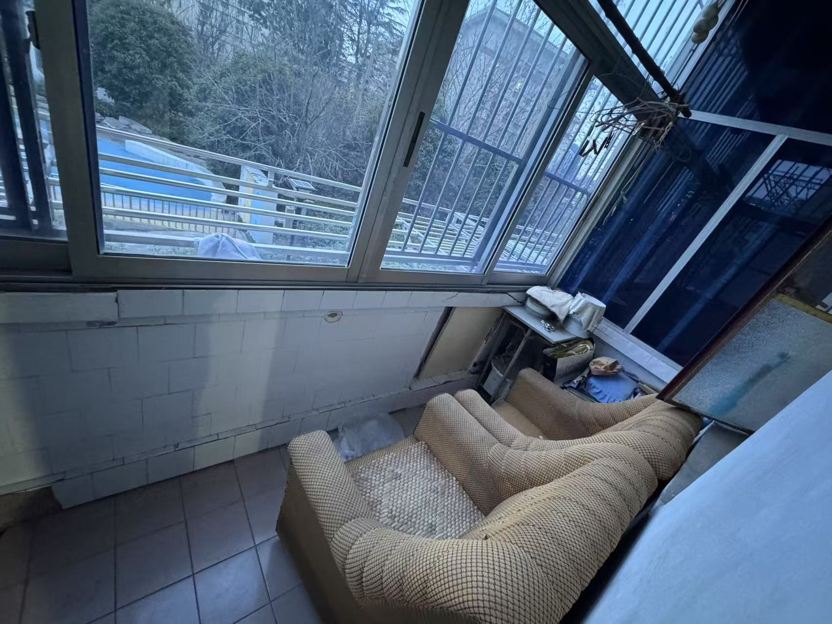 易家桥新村 3室1厅1卫 71.68m&sup2;